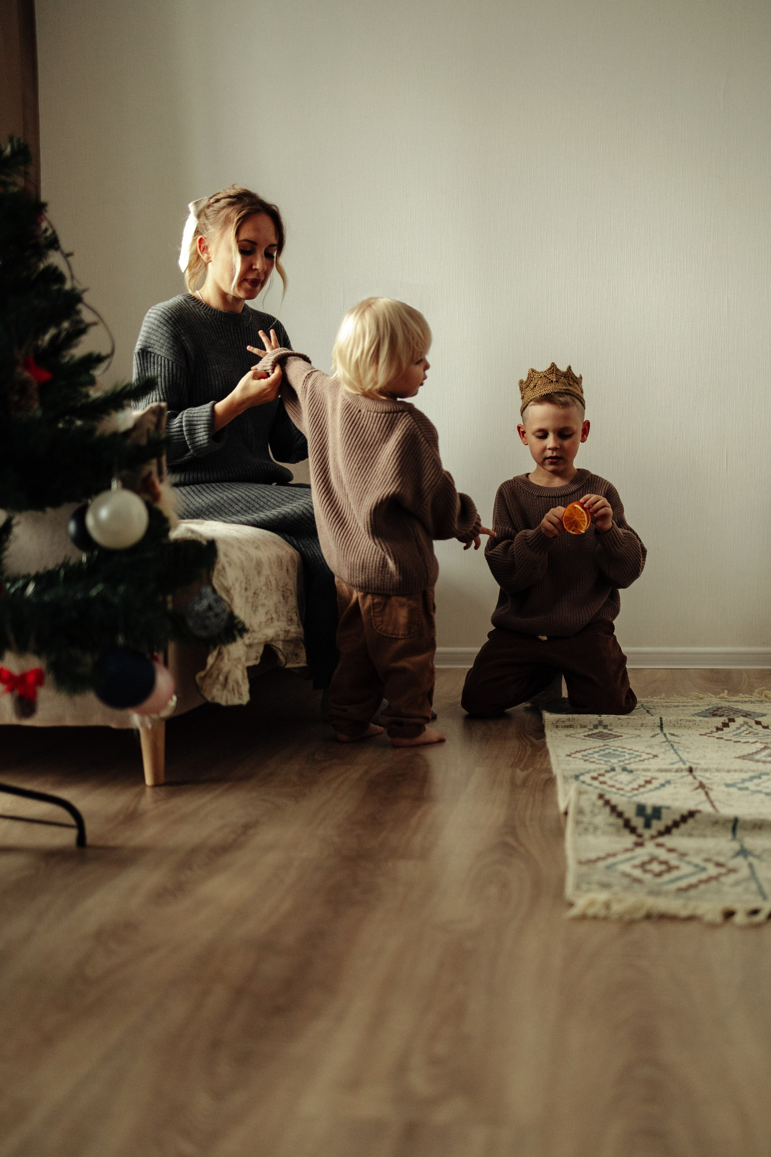 Новогодняя съёмка Валерии и её чудесных сыновей. Семейный и детский фотограф в Москве Маргарита Сереброва