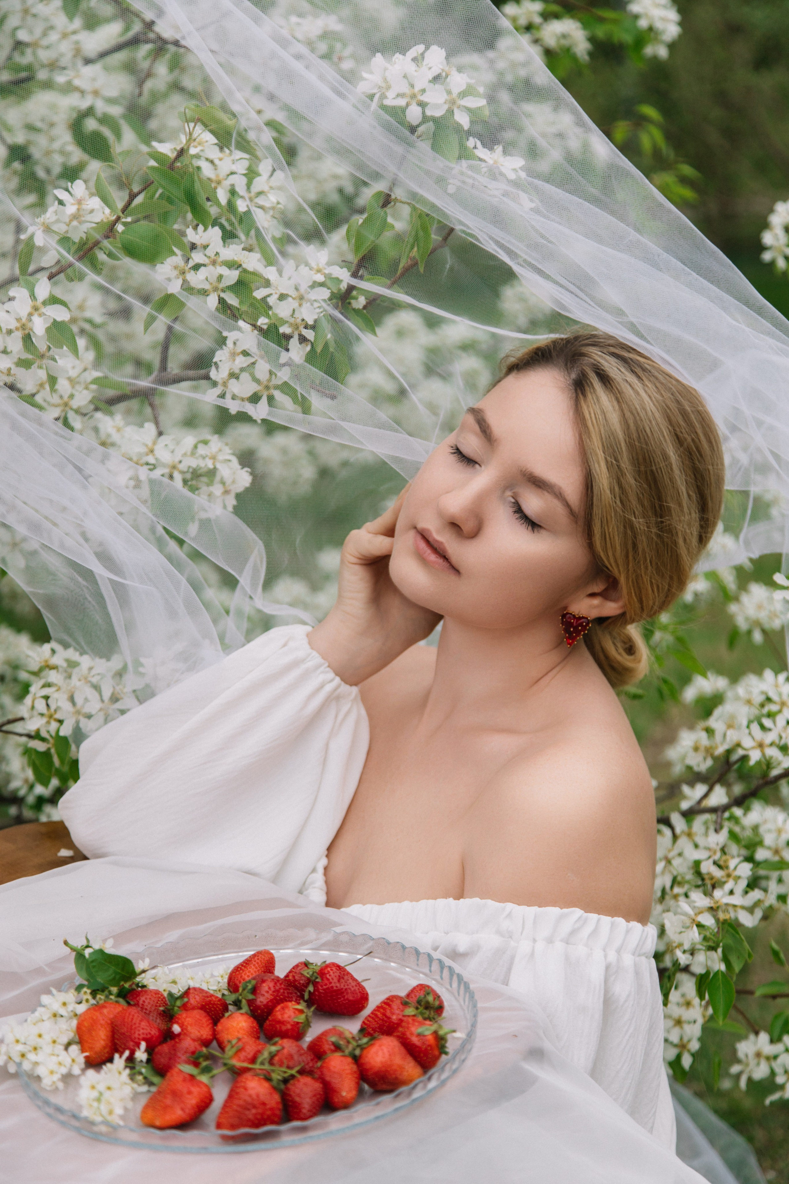 Юлия цветение. Фотограф Красноярск Алина Степанчишина