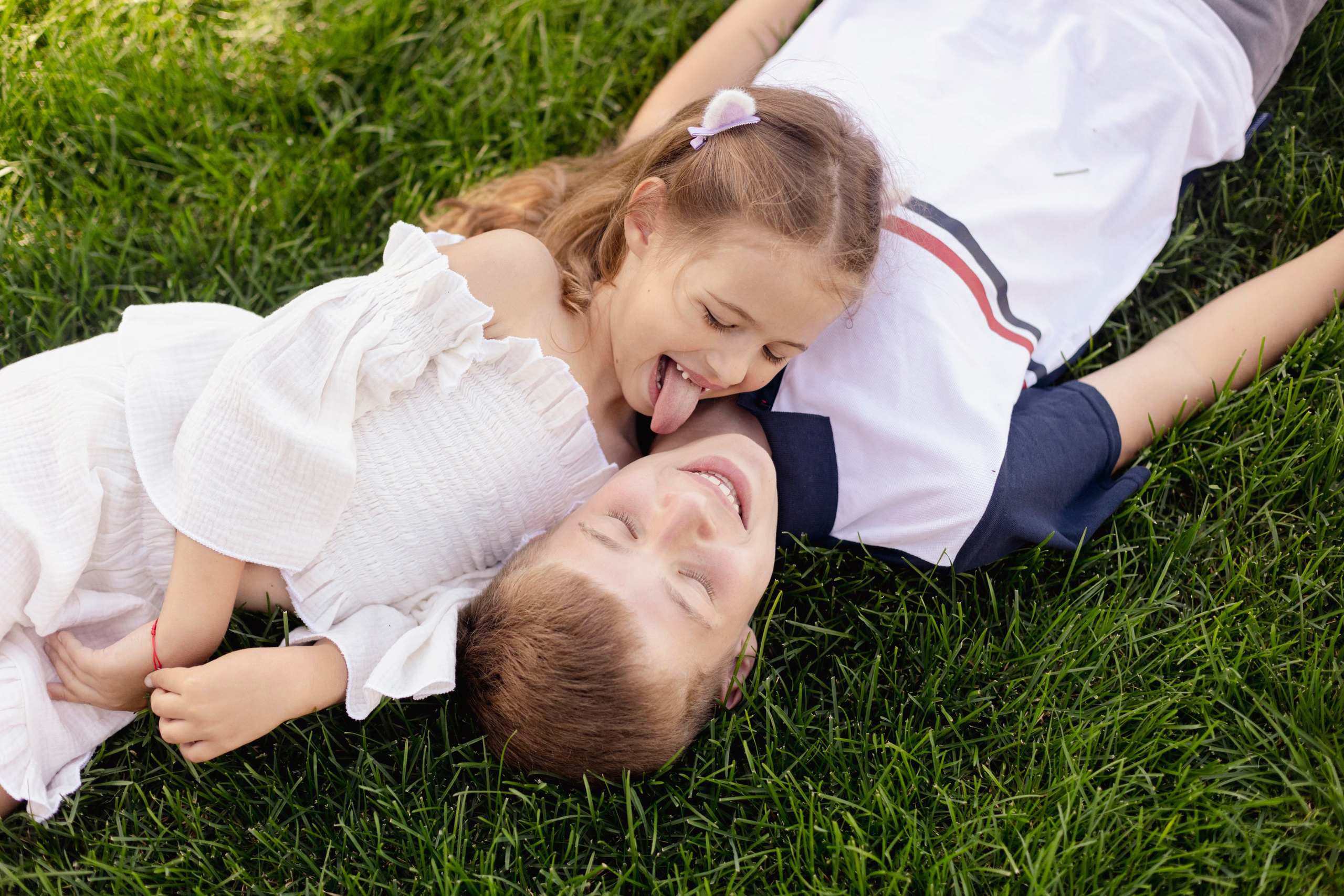 Радостные моменты в тени кипарисов. Reportage and staged photographer Natalia Sannikova