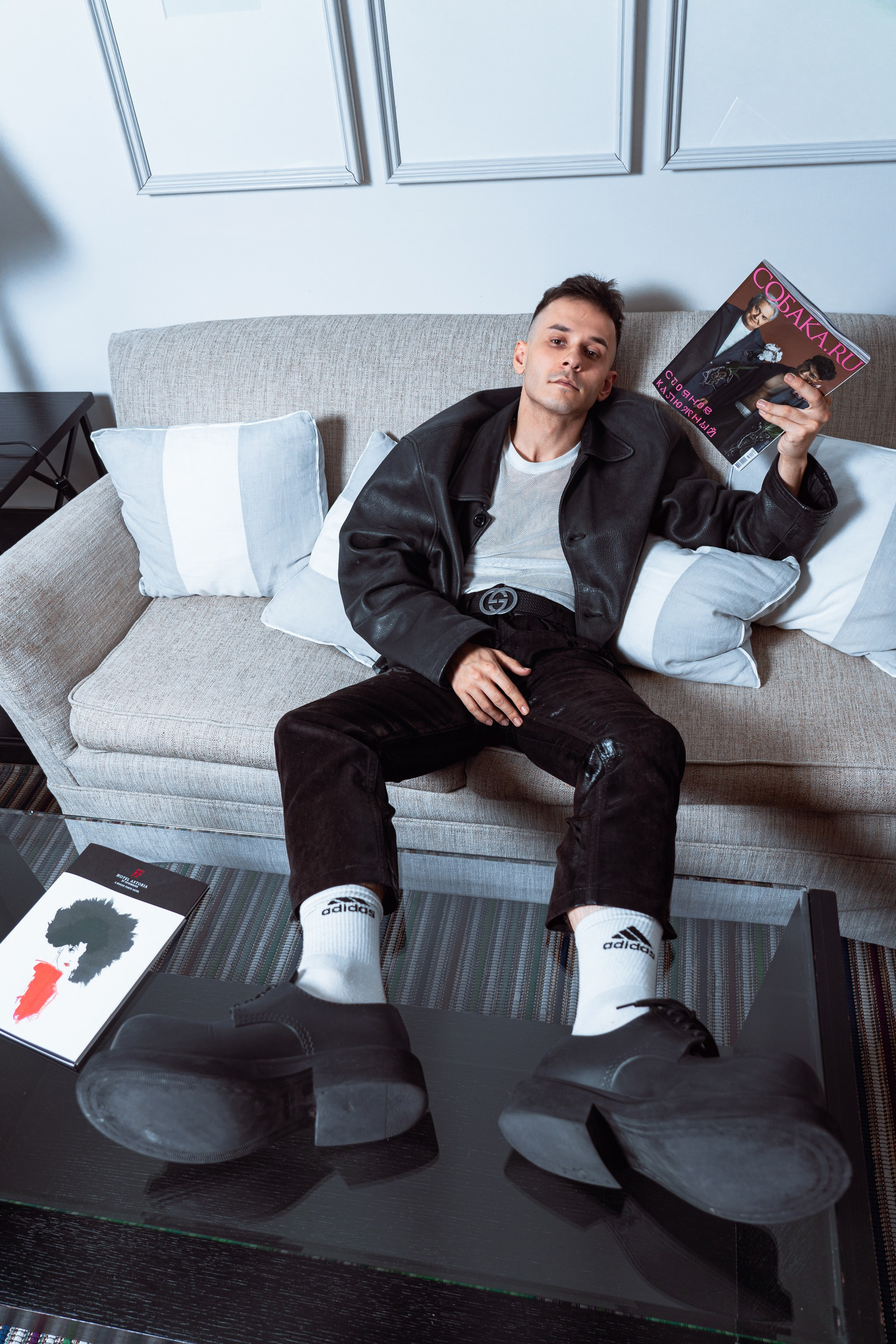 ОДИНОЧЕСТВО В ОТЕЛЕ. Креативный фотограф из Питера, Владис. Такого результата нет, и не будет, ни у кого на свете! Не приходите на съёмку, влюбитесь в себя!