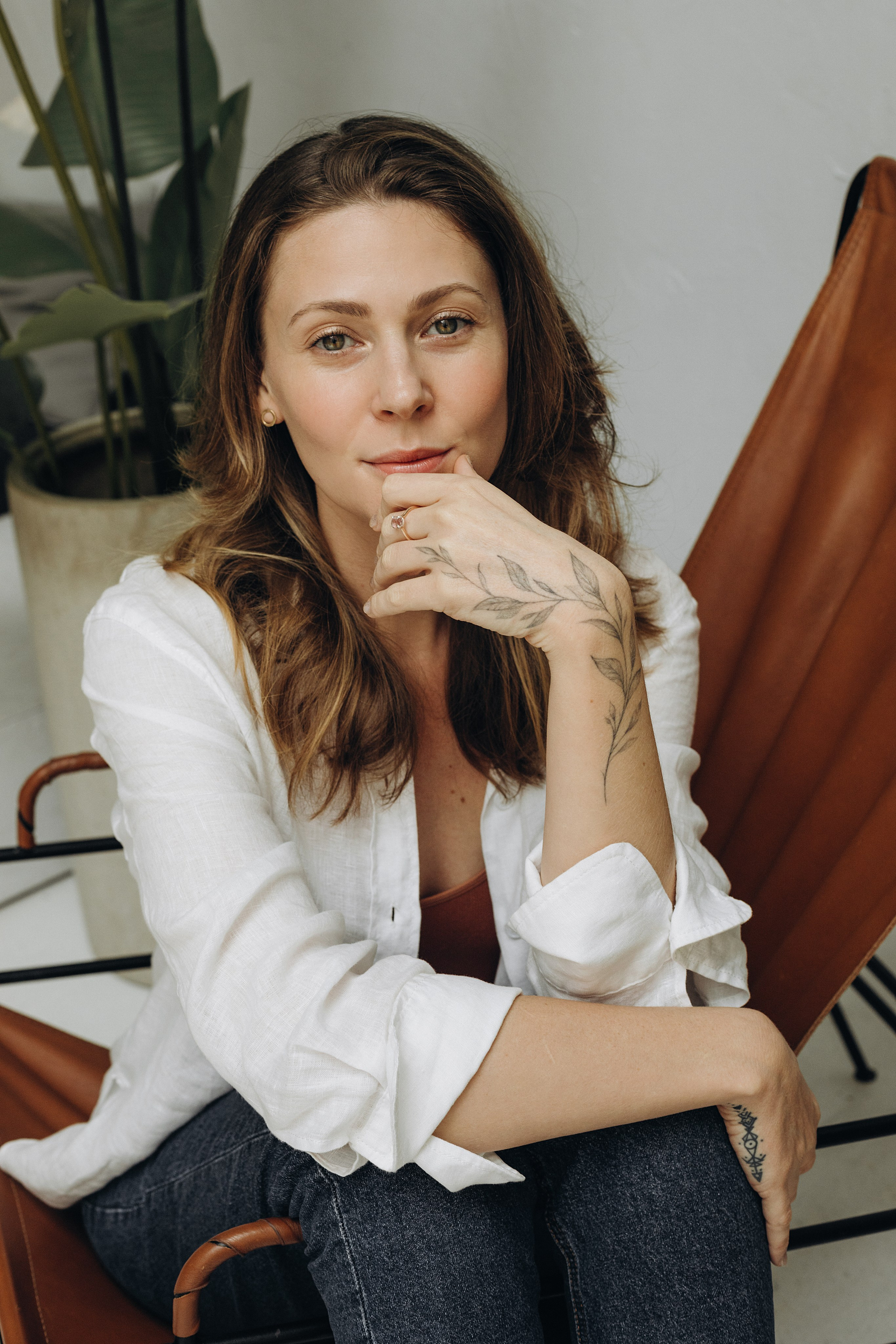 Сьёмка для @daria.tegina телесная терапия, массаж лица, тейпирование. Портретный фотограф в Москве и МО Зимина Татьяна