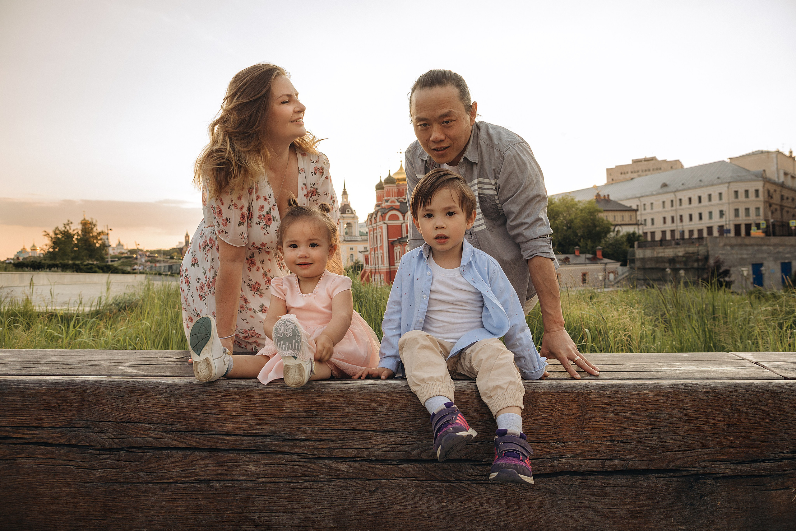 Парк «Зарядье» Катюша семья. Портретный фотограф в Москве и МО Зимина Татьяна