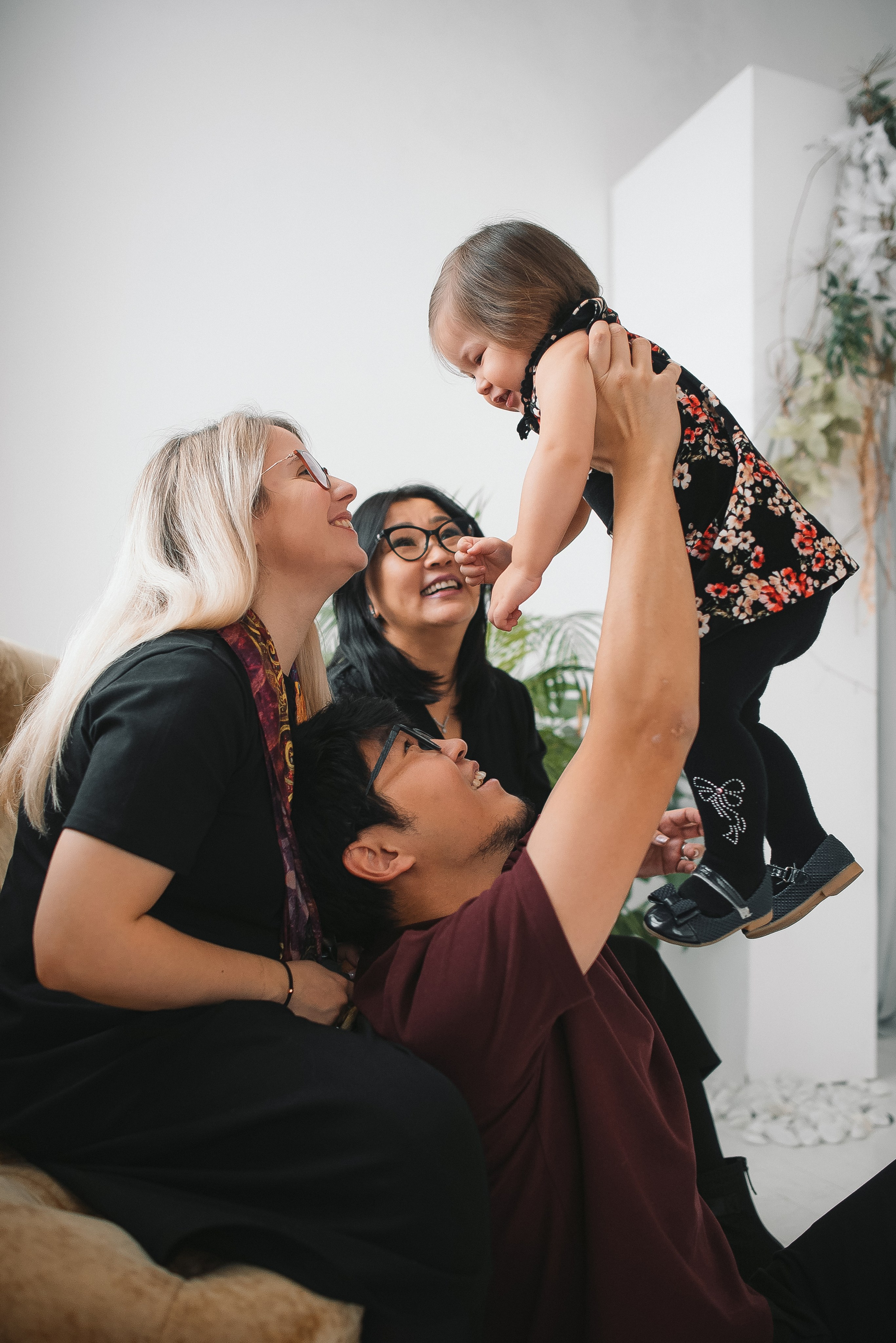 Семейная фотосессия в студии. Семейный и детский фотограф в Обнинске, Калуге, Москве