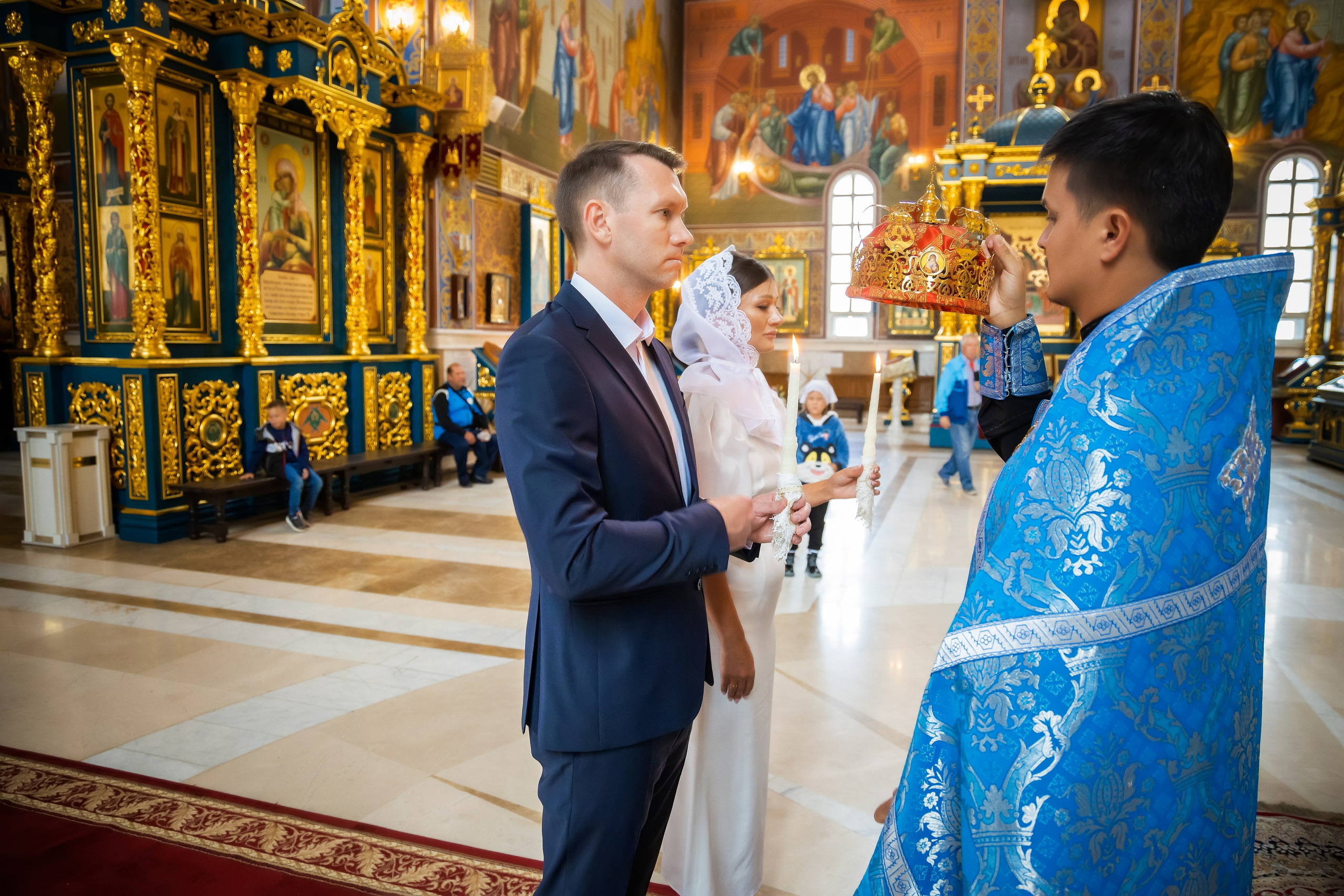 В Храме. Семейный и Свадебный фотограф в Астане Александр Астапов