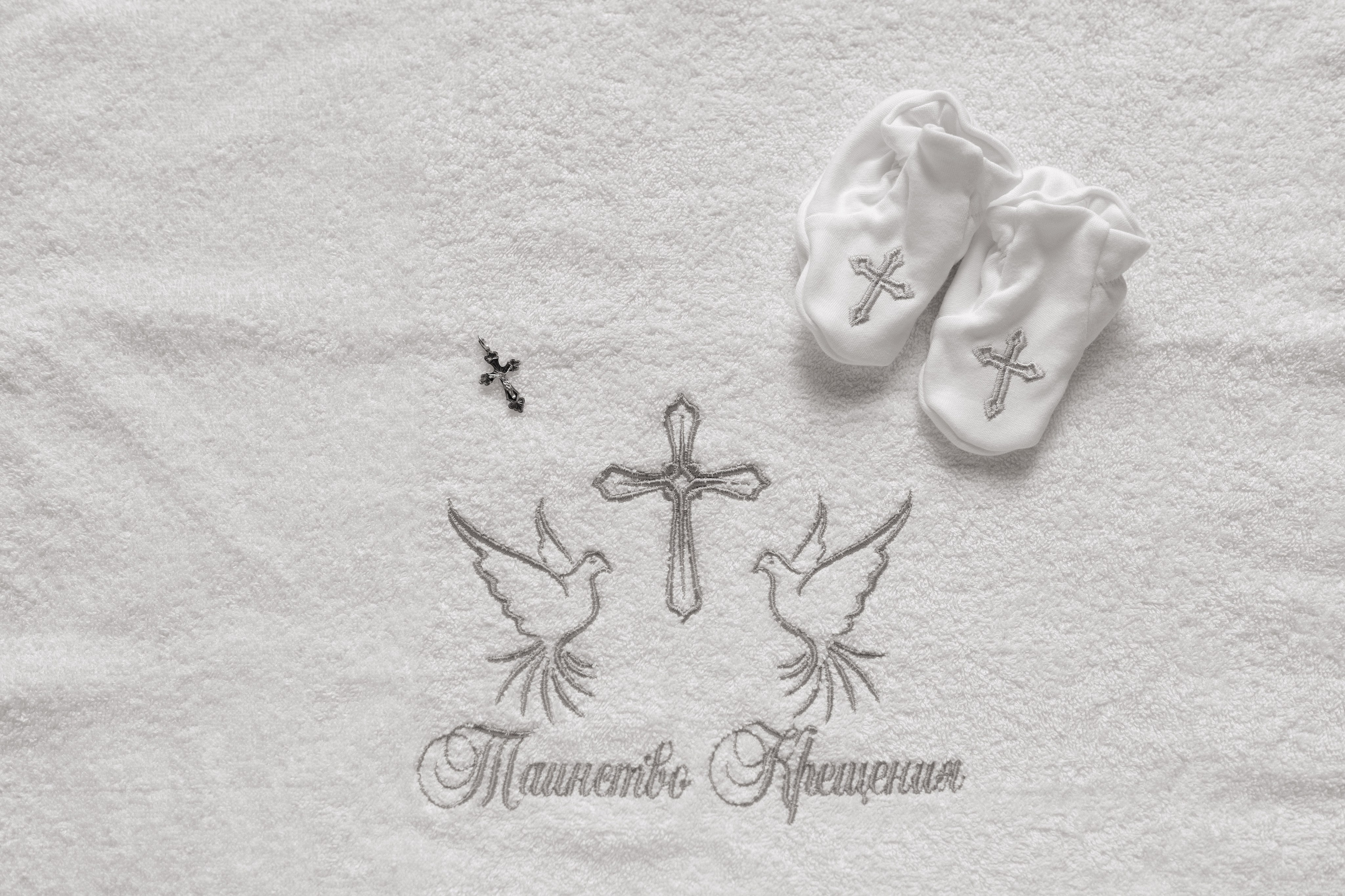 Крещение Егора в Николаевской церкви. Анастасия Безуглова- свадебный фотограф в Таганроге