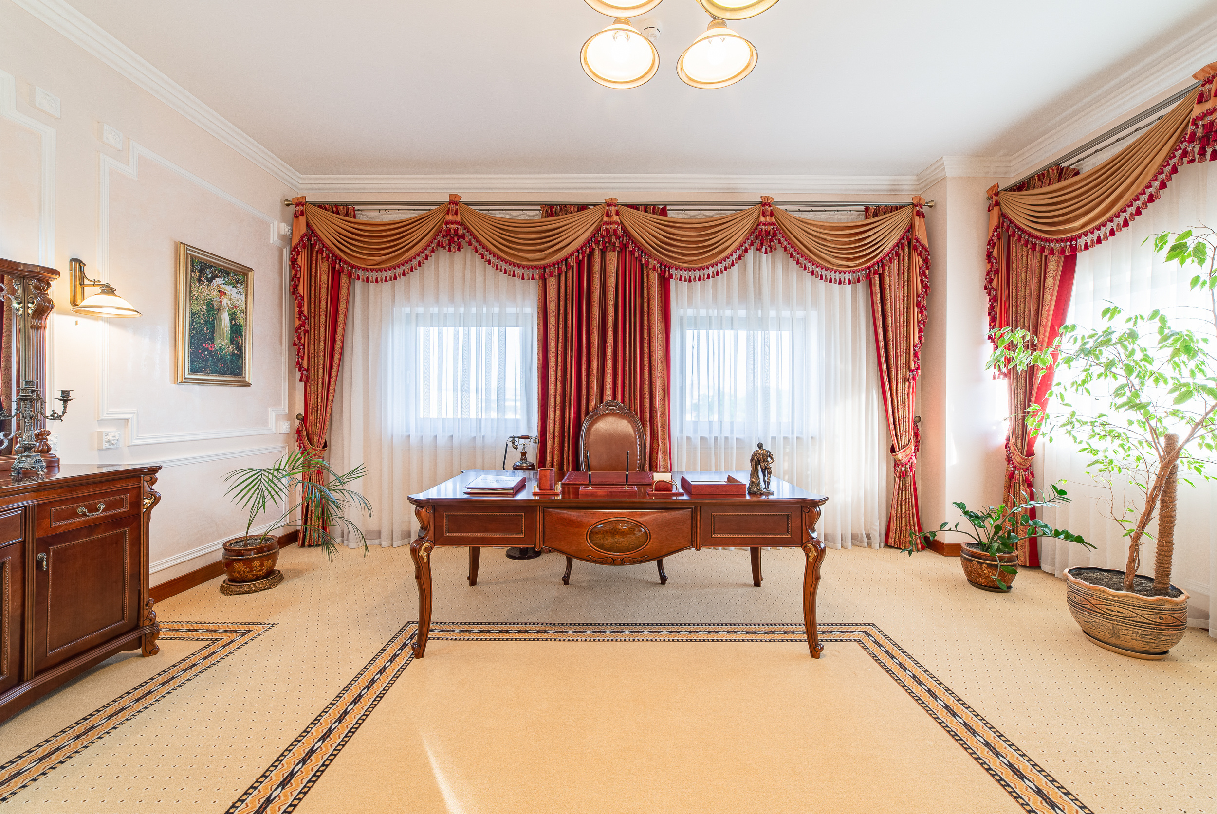 Renatphoto-комплексная фотосъёмка всех помещений   Grand Hotel Valentina. Профессиональная фотосъёмка интерьеров, предметная фотосессия еды для меню г. Анапа