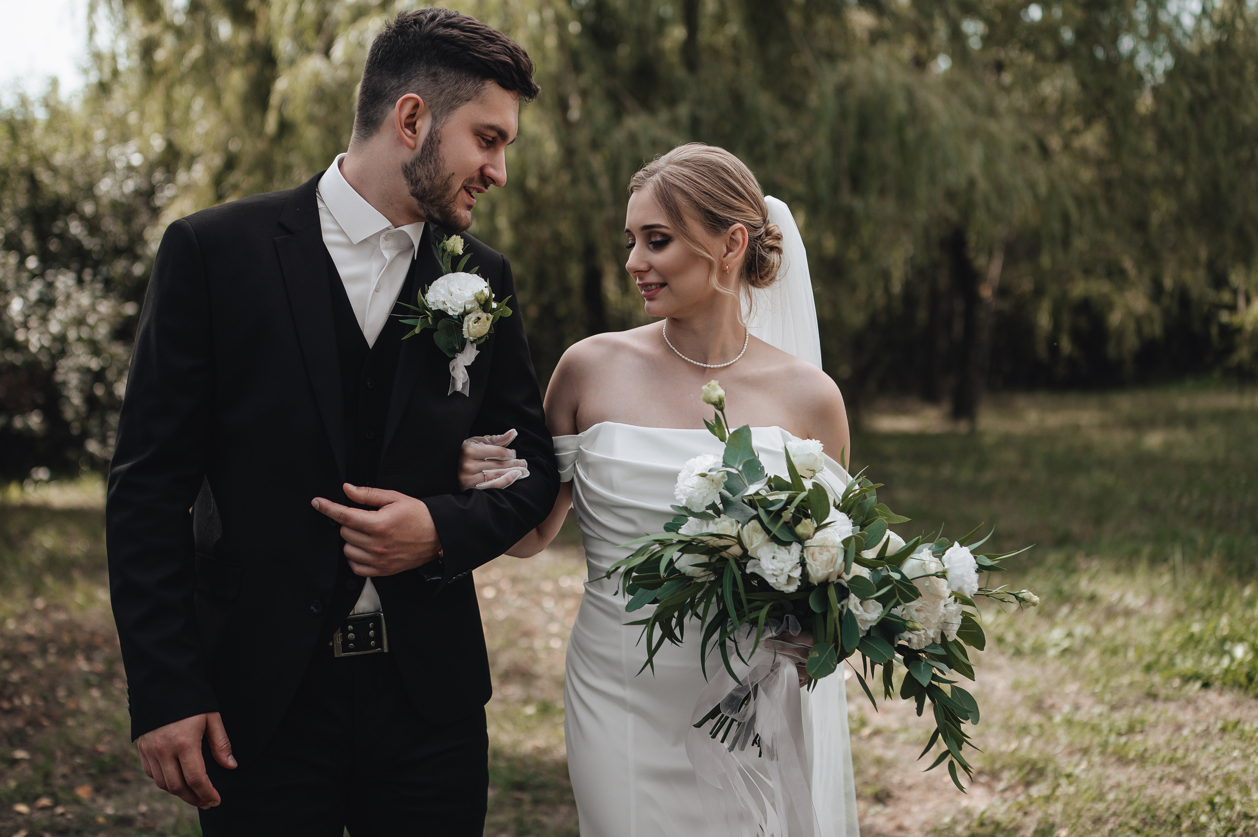 Даниил и Валерия. Черная утка. Полный день. Фотограф Екатерина Бочарникова