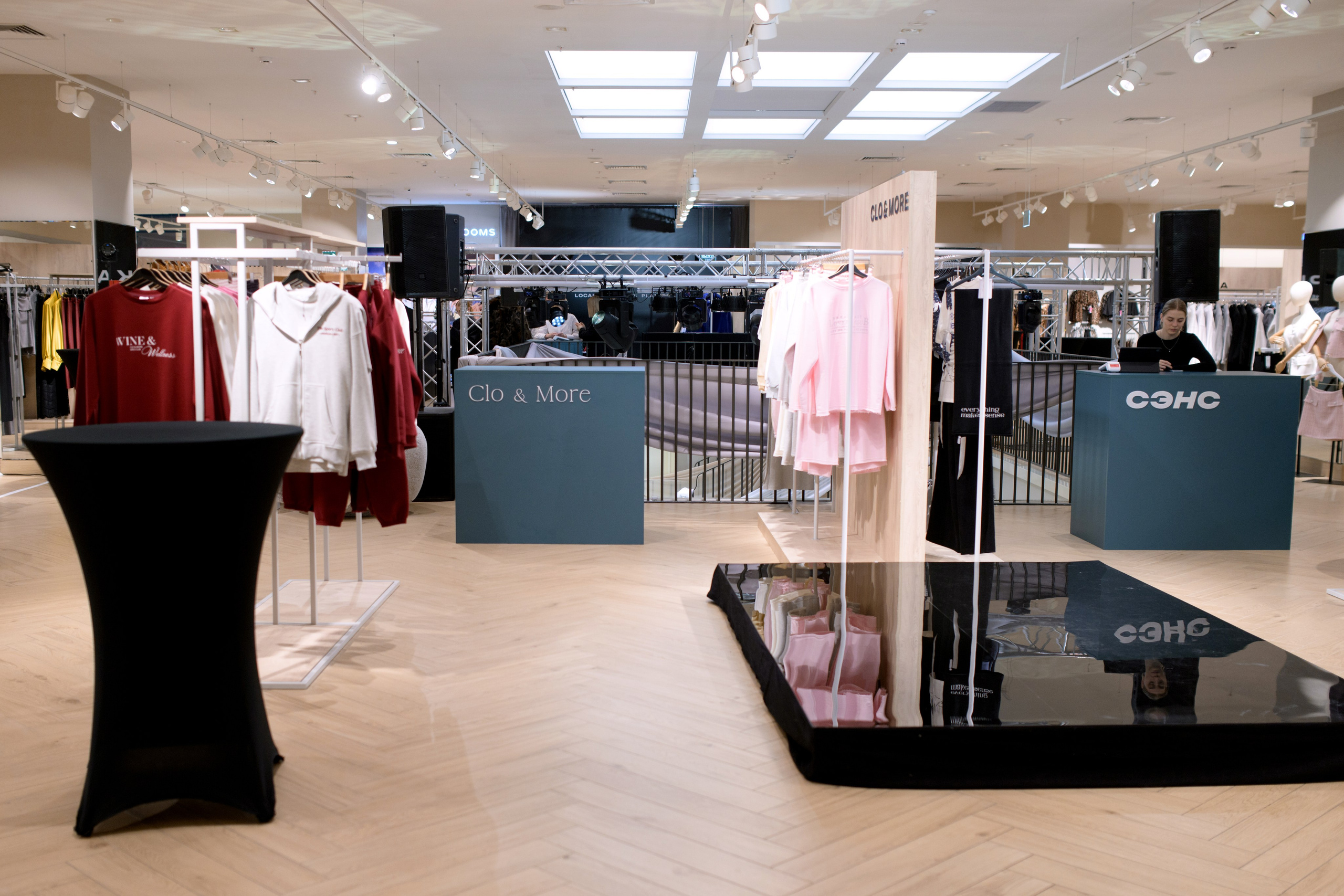 FАБРИКА grand opening. Свадебный фотограф в Минске