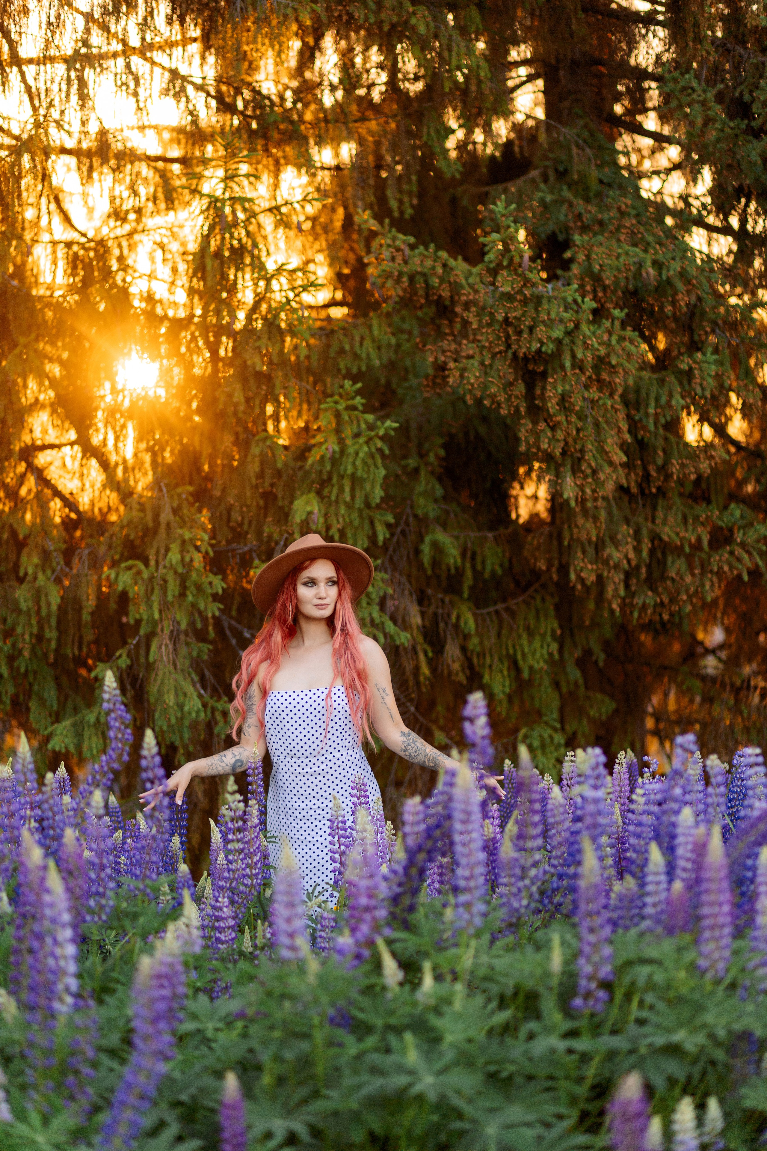 Люпиновая Фотосессия на закате. Профессиональный фотограф в Ижевске Леша Петров