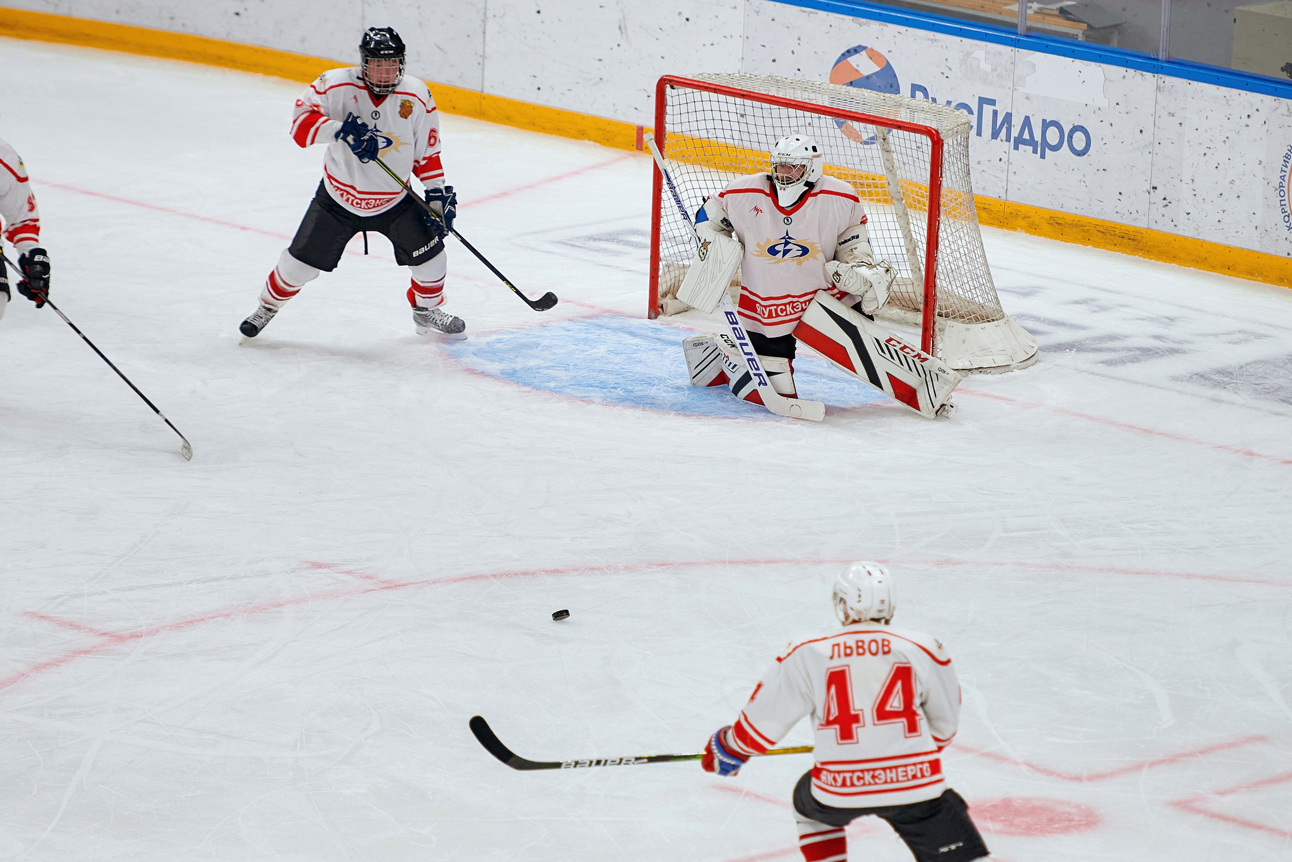 Портфолио репортажной фотосъёмки: Кристалл арена — Хоккей — РусГидро. Фотограф Яковлев Роман — Красноярск