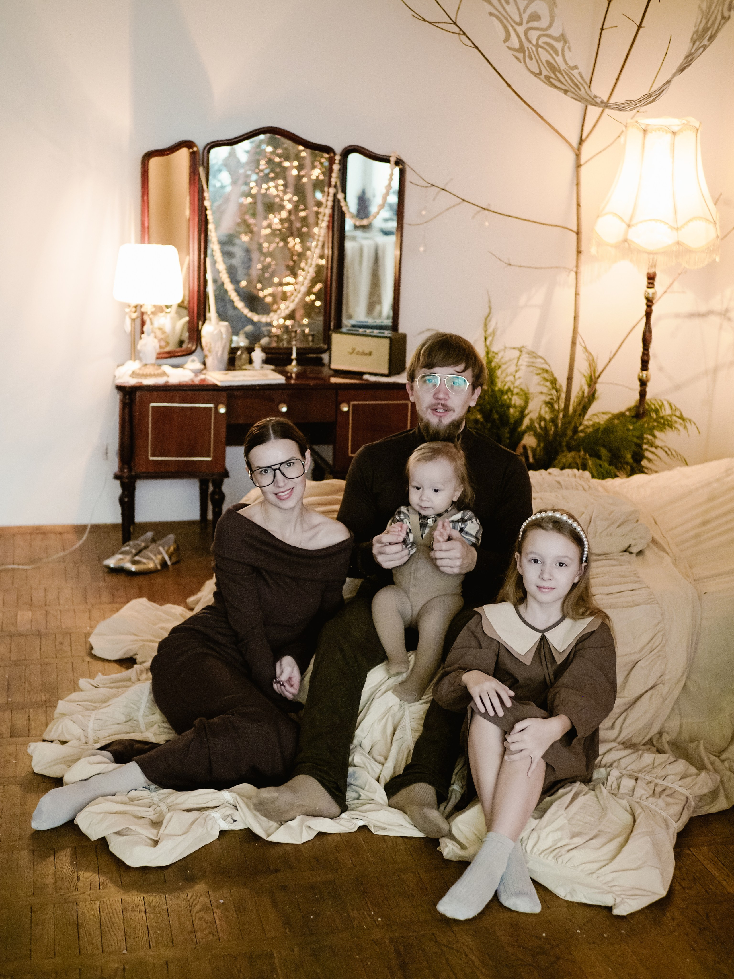 Семейные новогодние кадры стильно 🥰. Фотограф Рязань. Семейный Свадебный фотограф