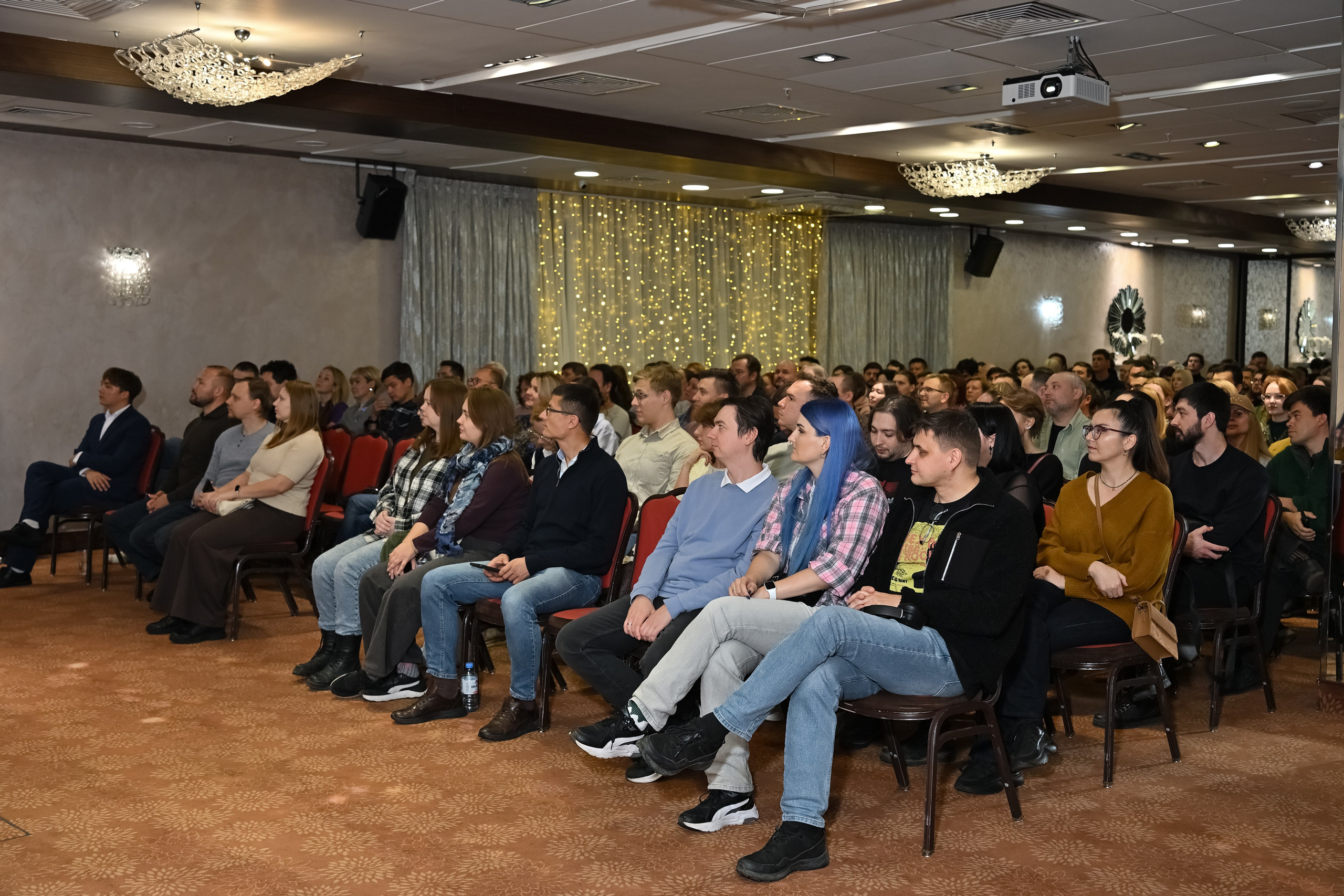 Фотосъемка выступления Станислава Дробышевского с презентацией о происхождении и эволюции человека