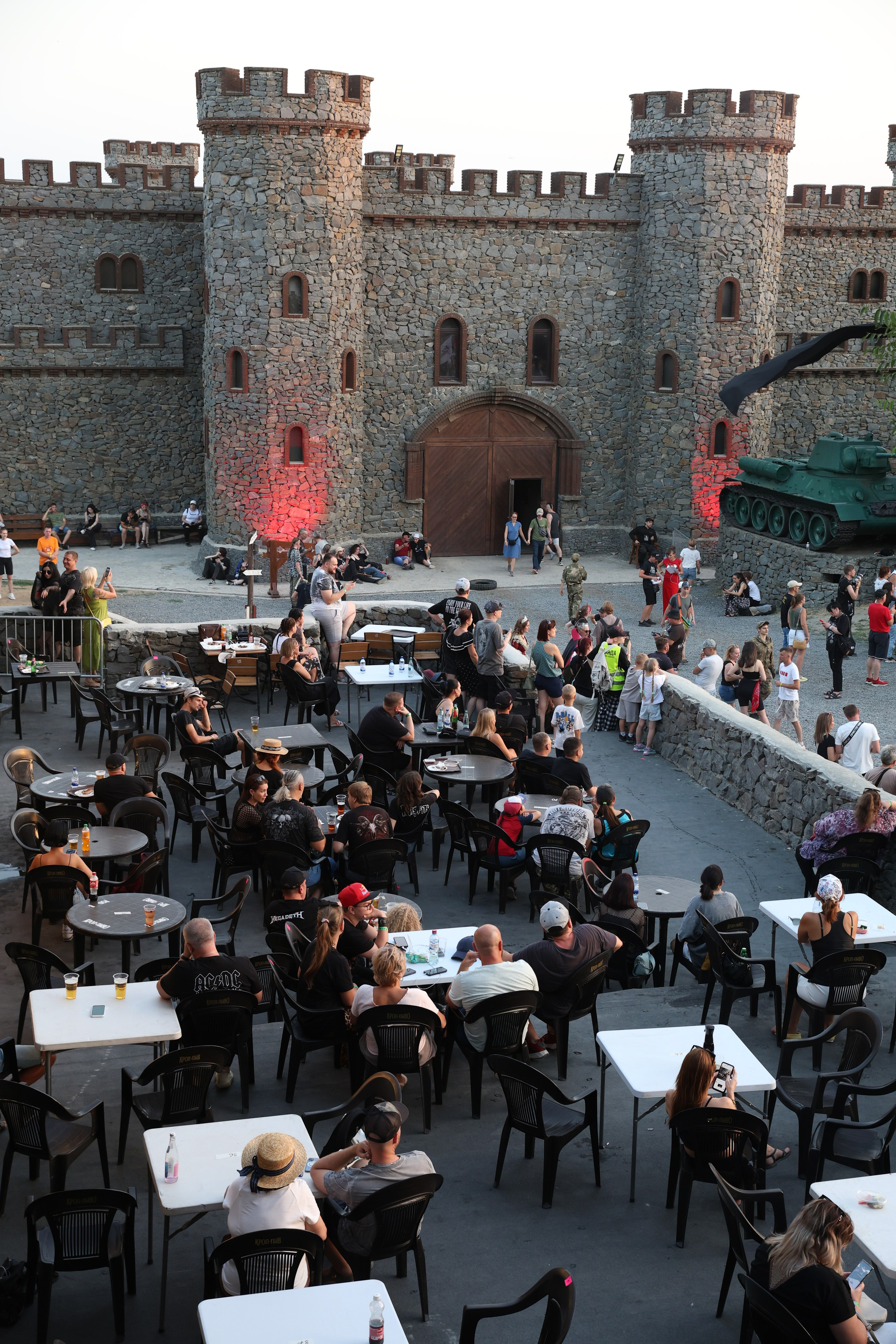 ЗАМОК. Репортажный и мужской фотограф в Краснодаре. Фотограф в Краснодаре