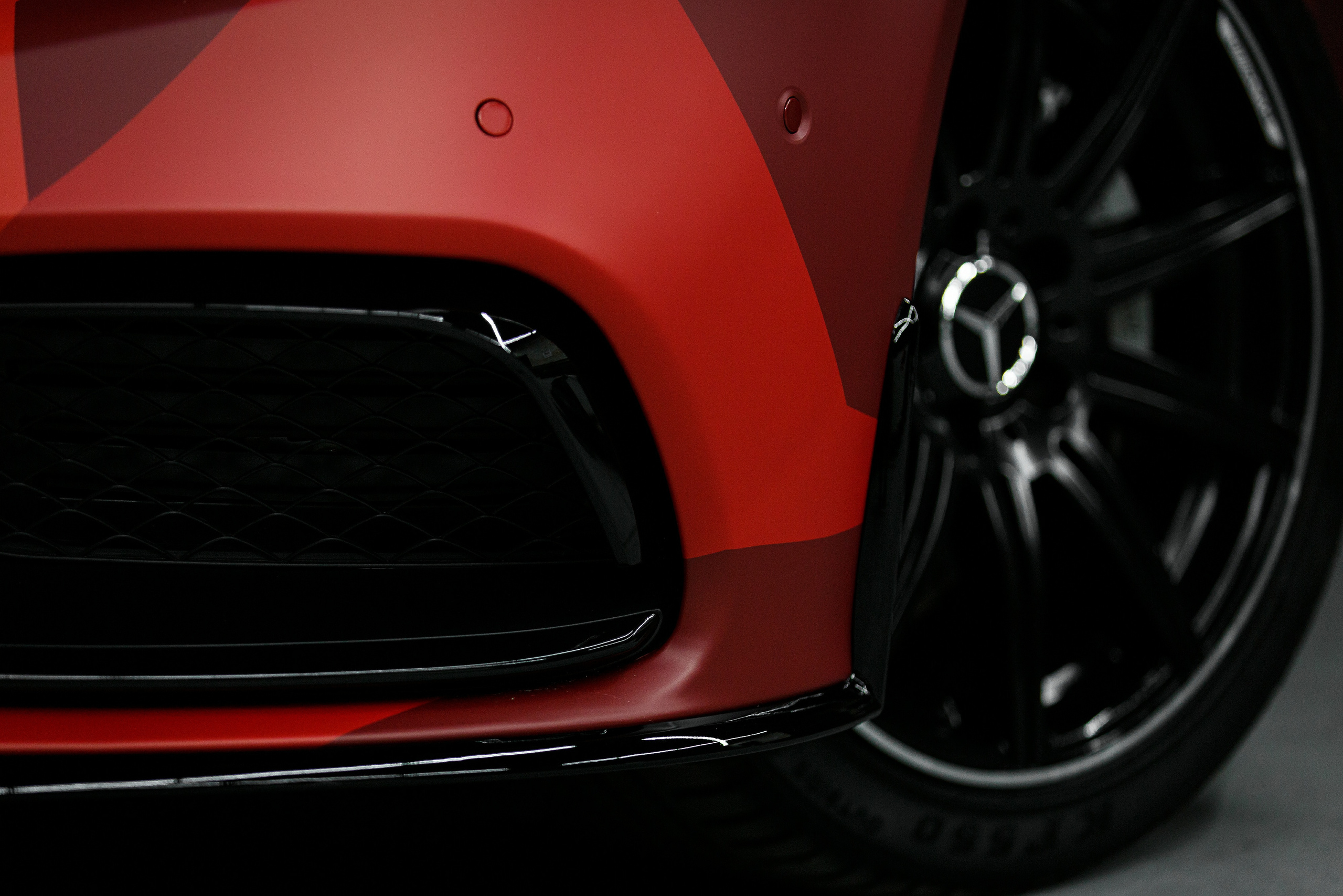 Mercedes. Фотограф Антон Джавадян