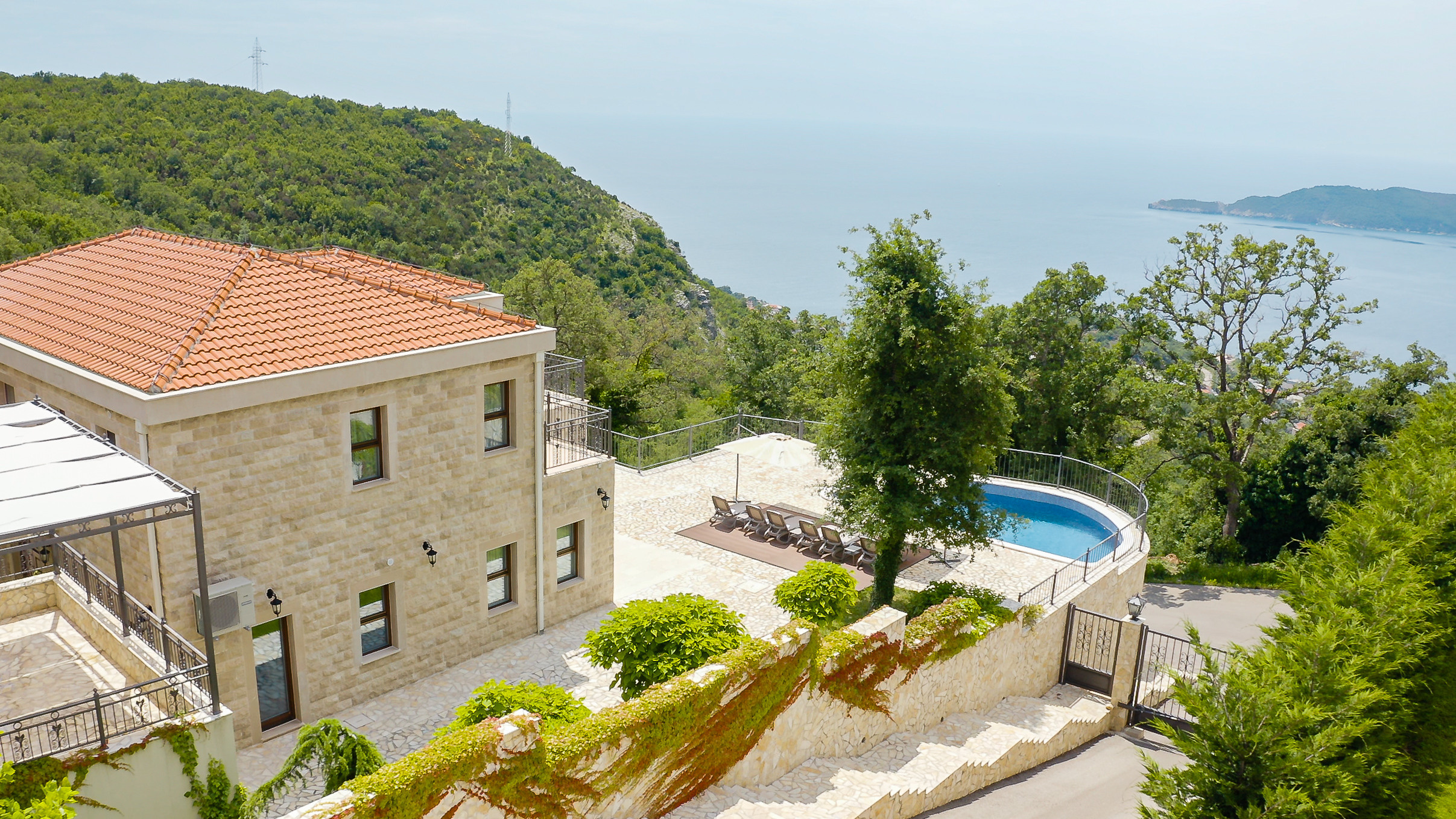 Вилла Oak Leaf Residence в Черногории. Фотограф Антон Джавадян