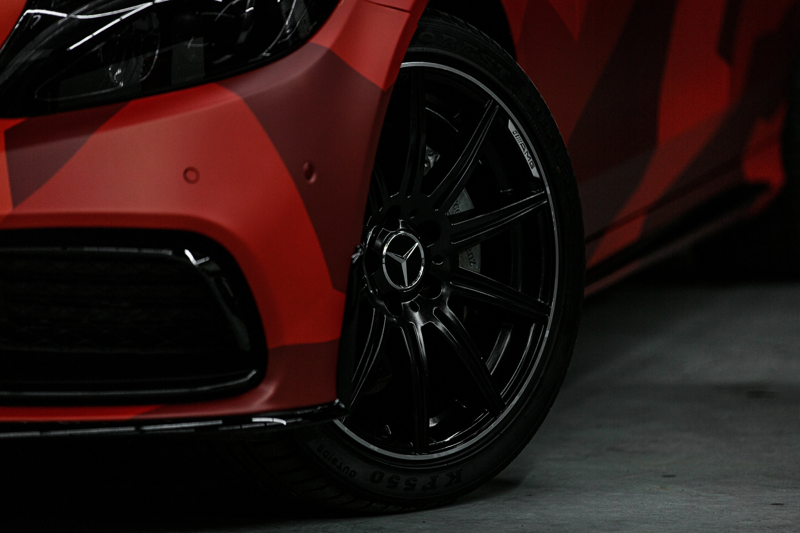 Mercedes. Фотограф Антон Джавадян