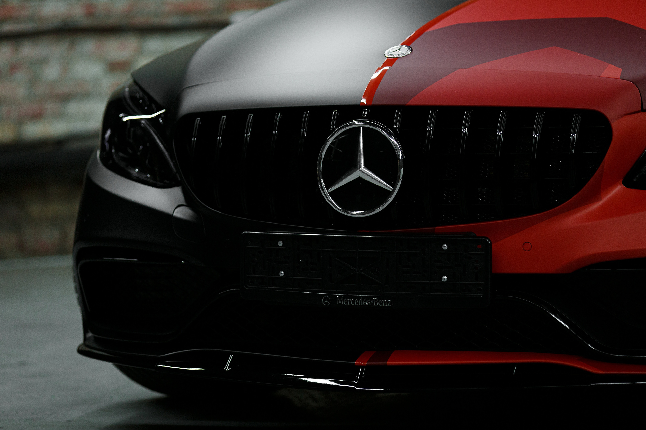 Mercedes. Фотограф Антон Джавадян