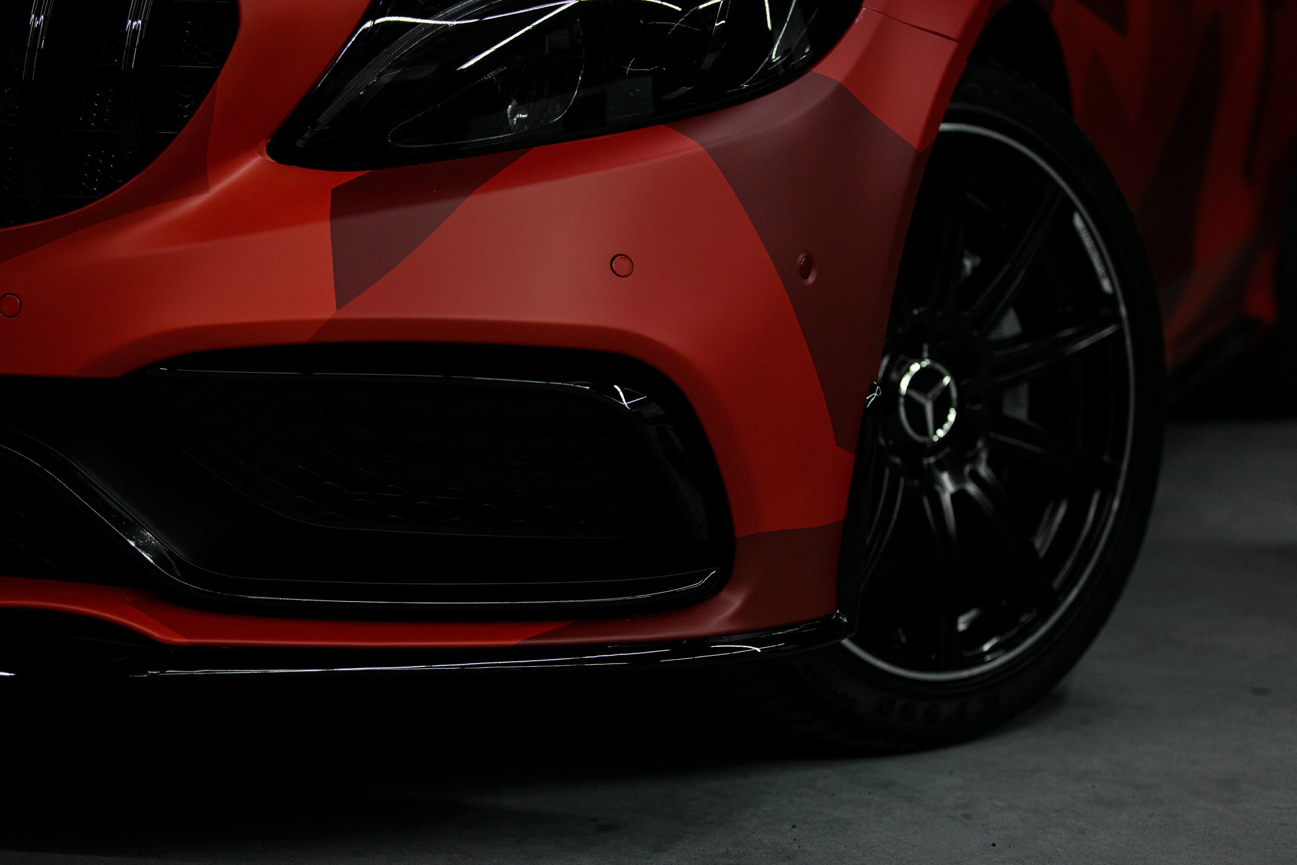 Mercedes. Фотограф Антон Джавадян