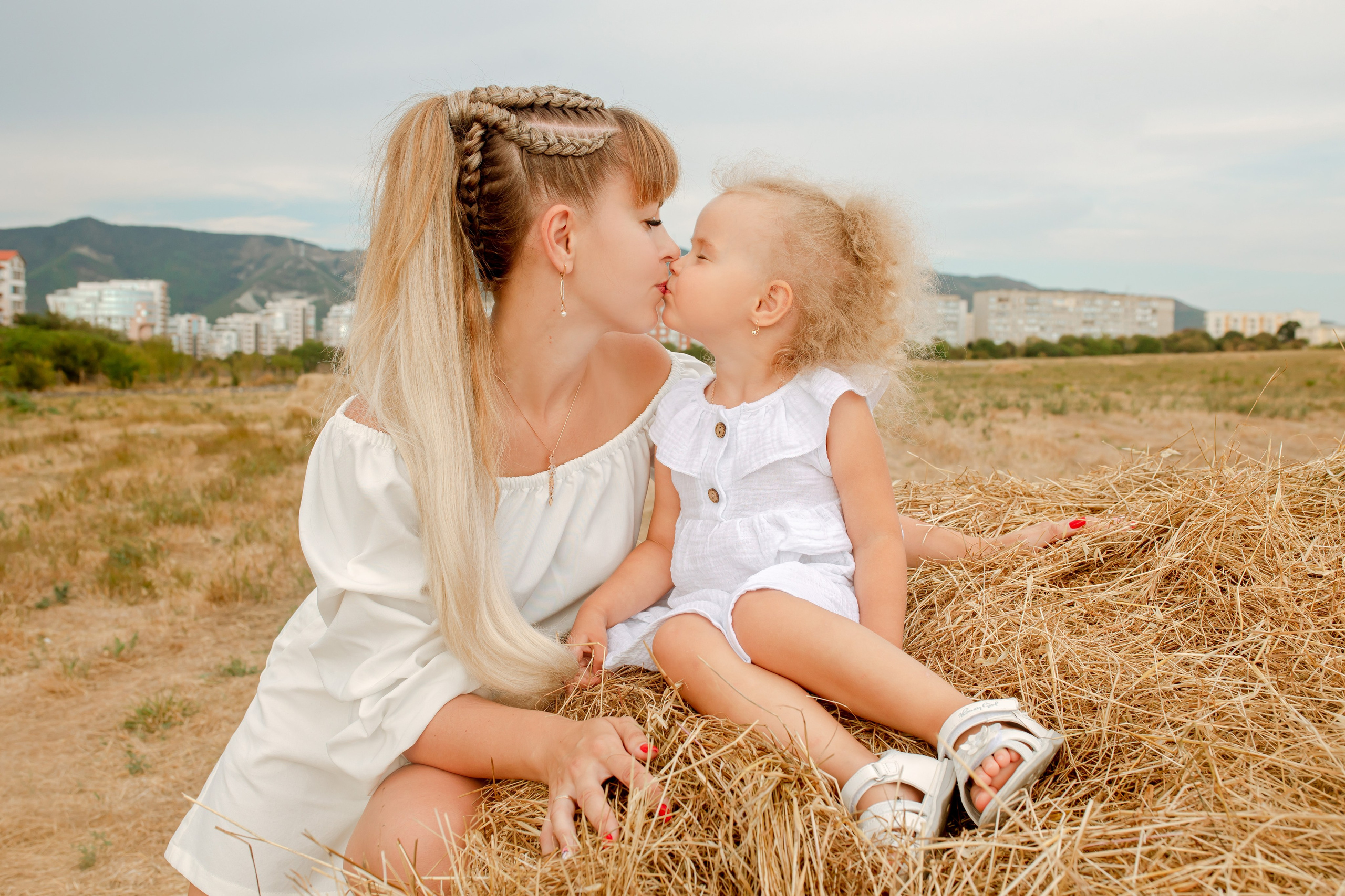 Юлия, Тимур и Вика. Фотограф в Геленджике, Архипо-Осиповке, Абрау-Дюрсо, Кринице Виктория