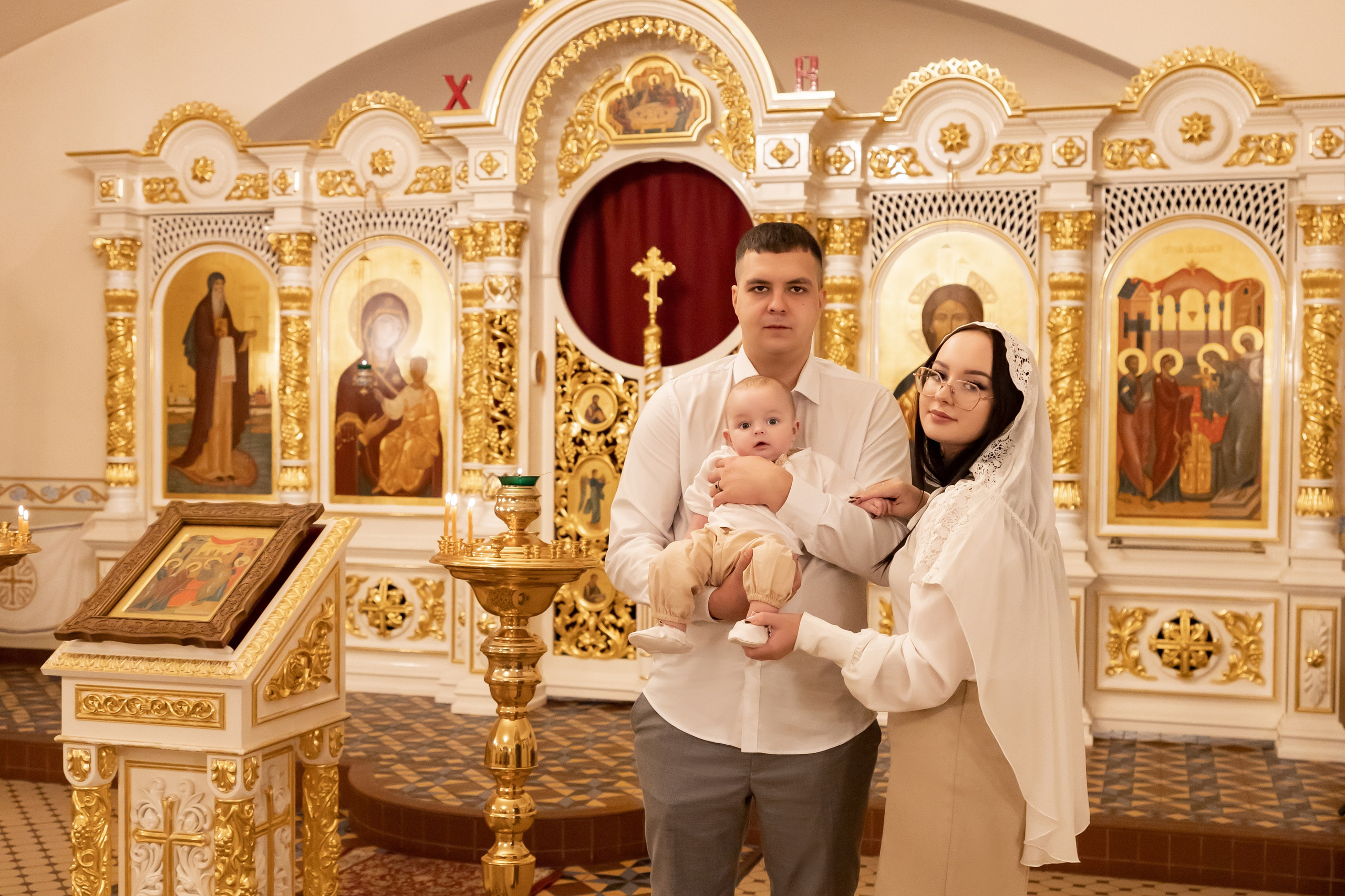 Крещение в Храме Покрова Пресвятой Богородицы. Семейный фотограф в Рязани и Рязанской области