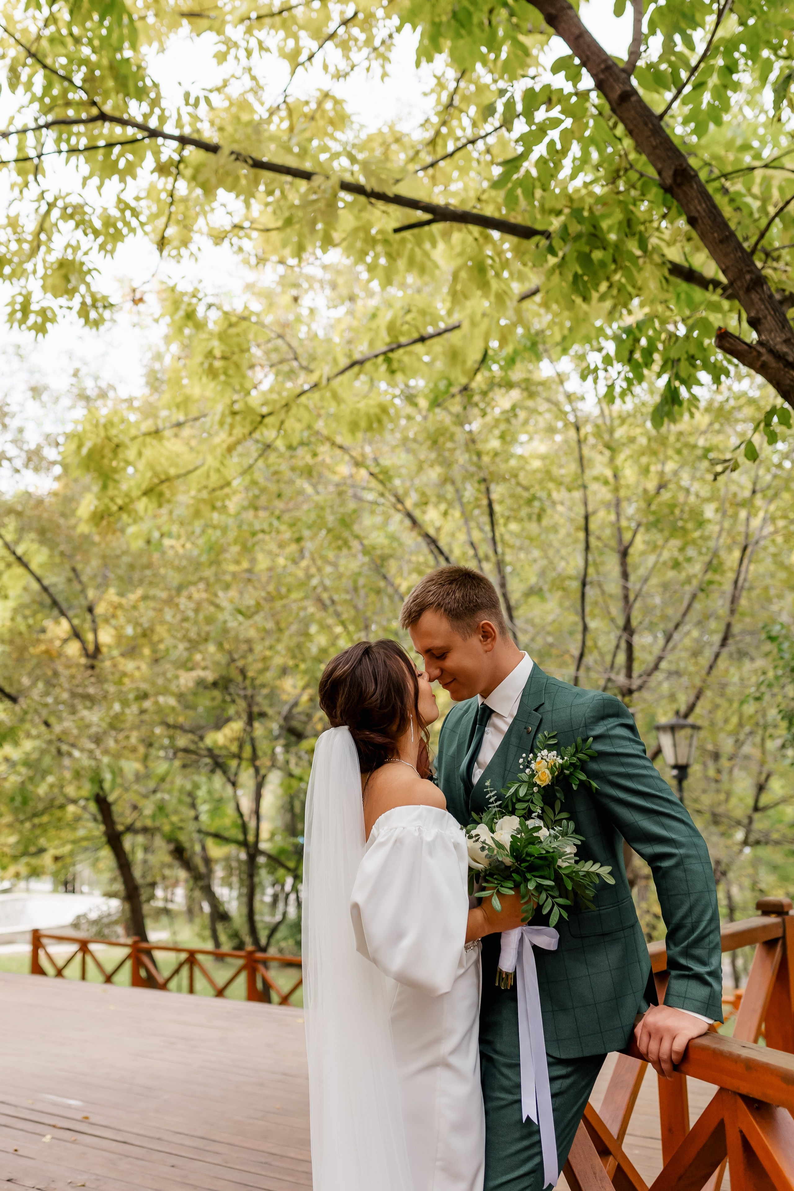 Олег и Юлия. Свадебная прогулка. Свадебный фотограф в Хабаровске