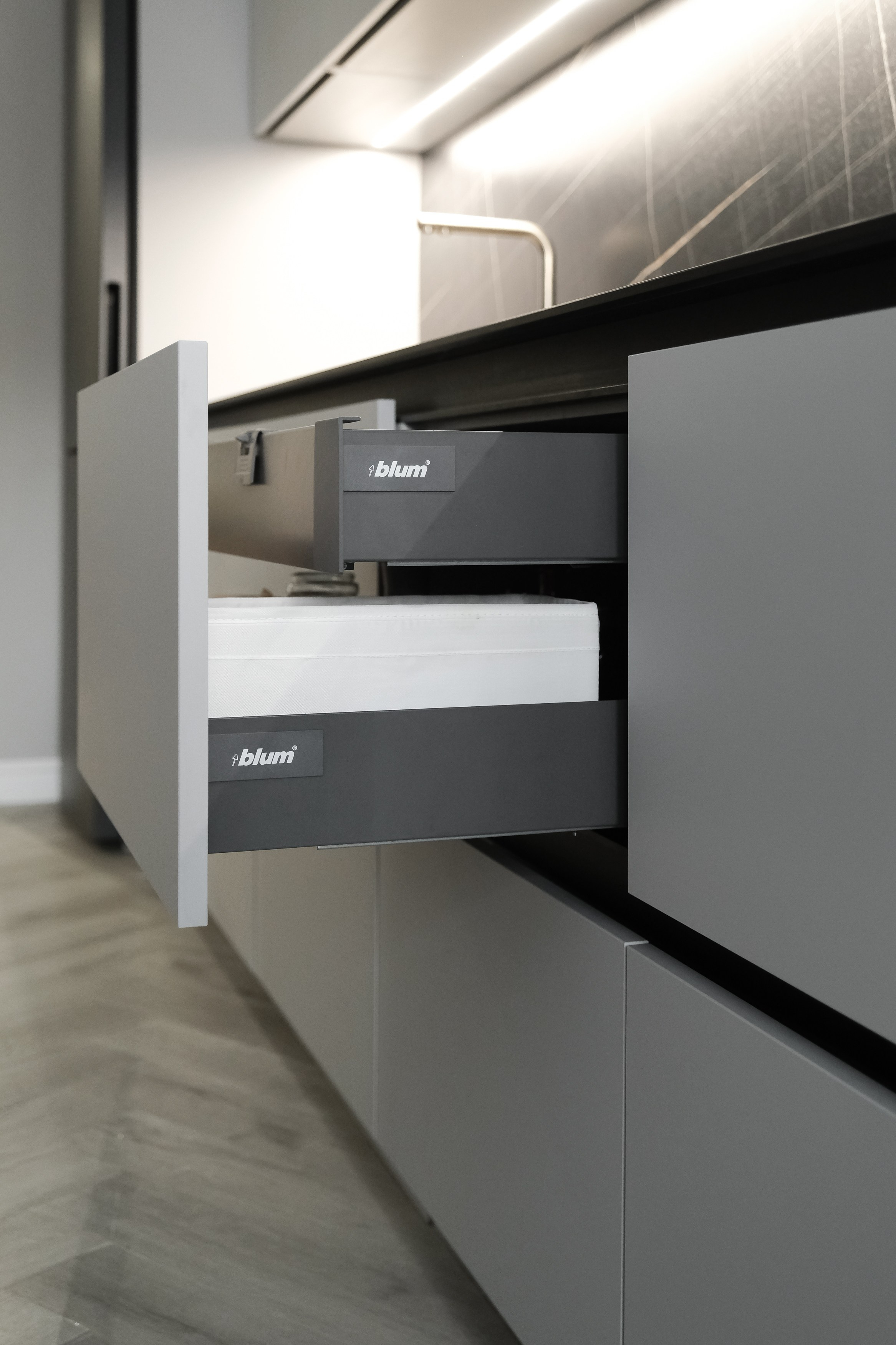 Кухни в Томске на заказ. Мебель, Кухни и Шкафы в Северном парке. ГУДРУМ — Мебель на заказ в Томске | Кухни | Шкафы | Стулья и Столы