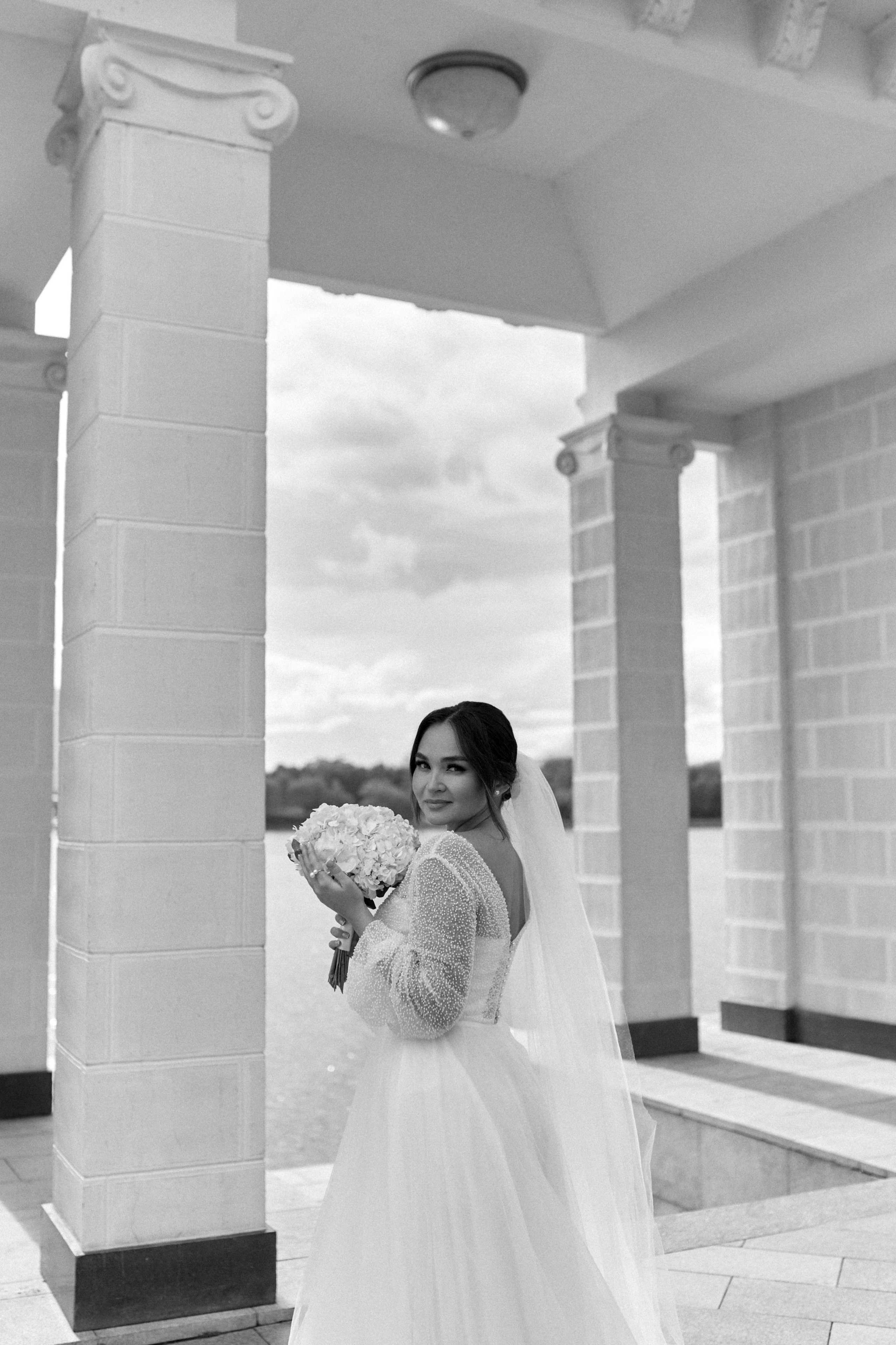 Свадебная фотосессия в Москве. Сестры Карабаза. Фотографы и ретушеры в Москве и Санкт-Петербурге