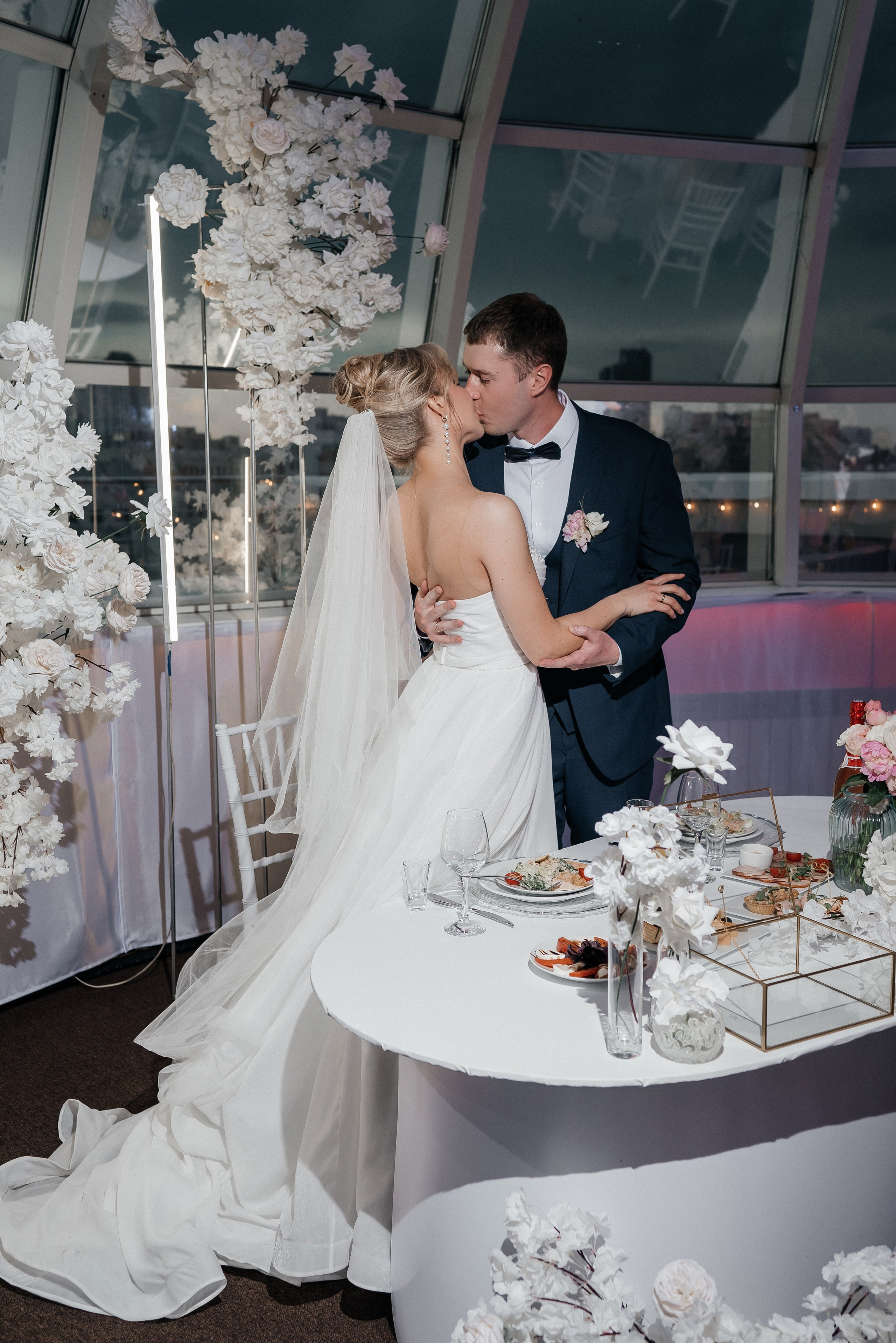 Артем и Катя. Свадебный фотограф Евгения Наумовец