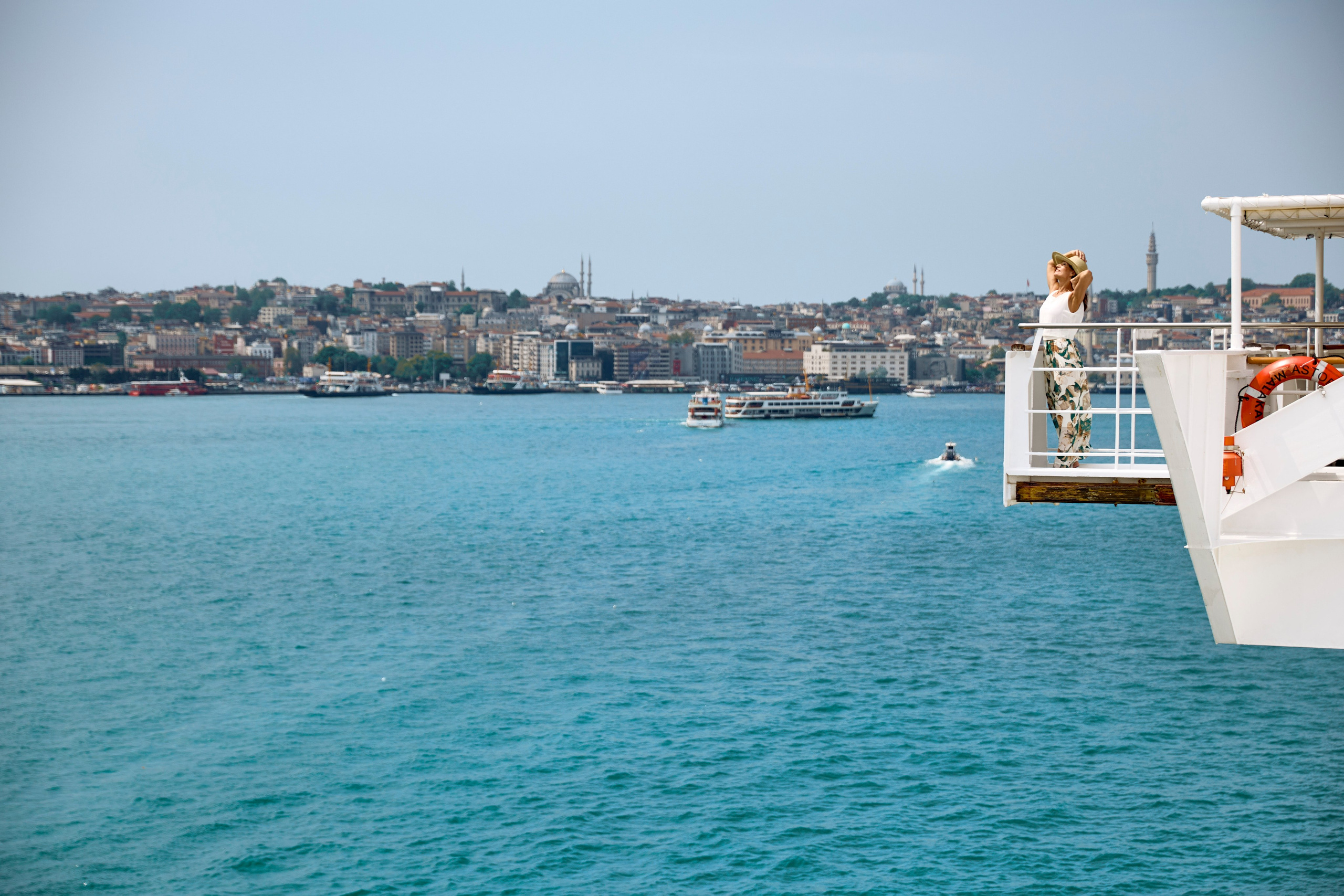 Фотосессии на судне. Фото департамент круизного лайнера Астория Гранде