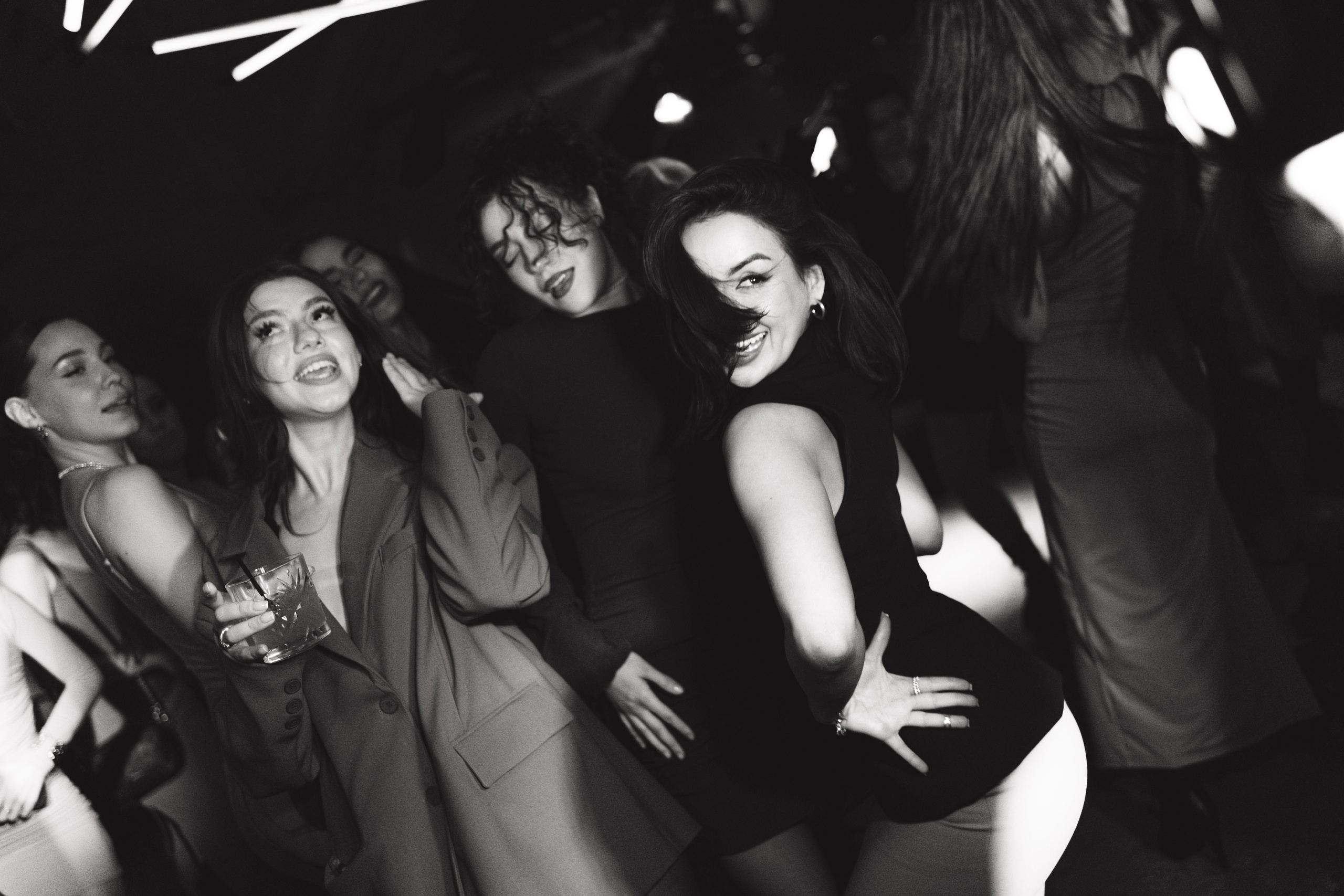 SO STRIP // Woman's moment. Репортажный фотограф в Казани Виктория Трунова