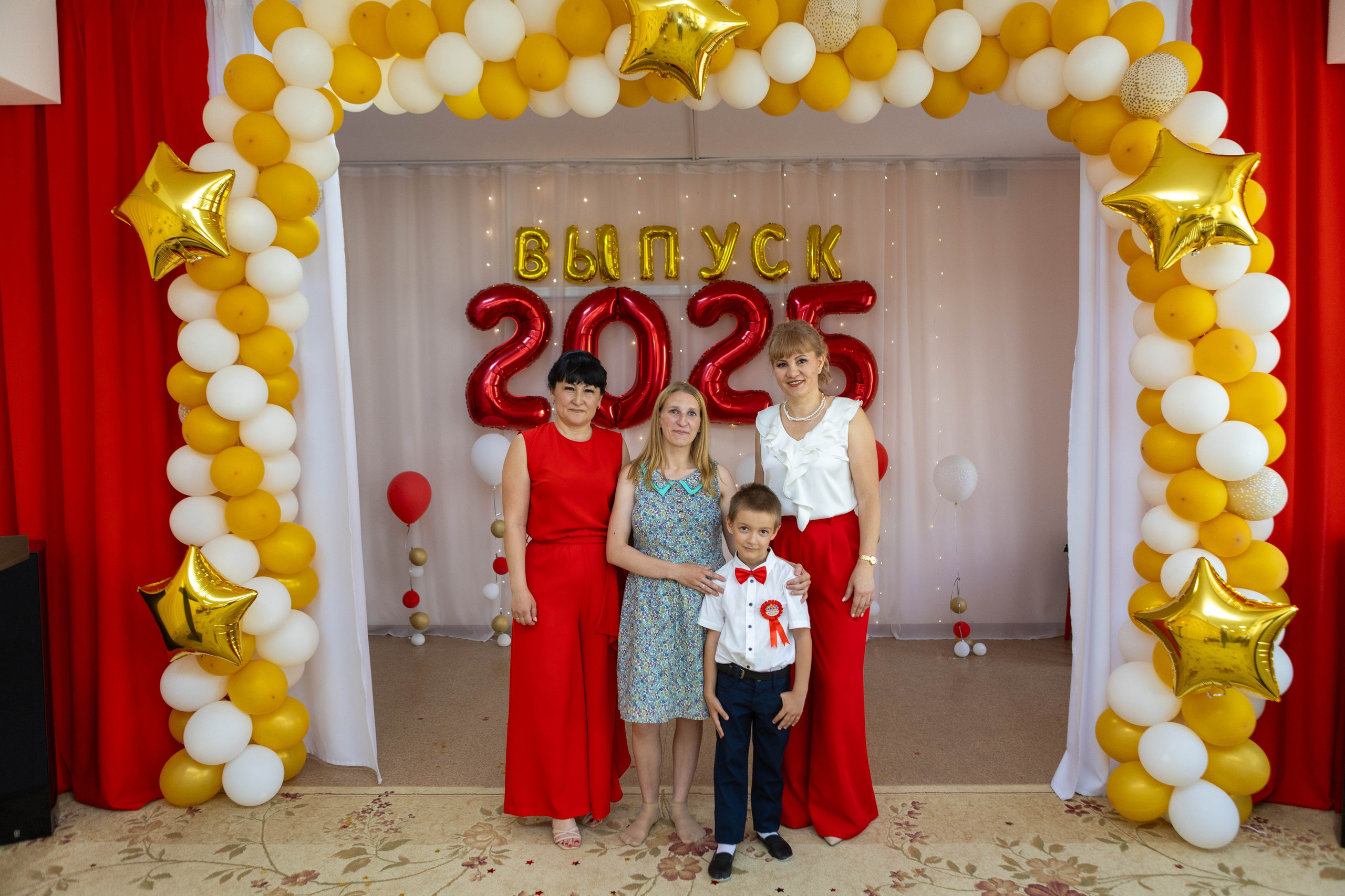 Выпускной в детскому саду 2025 год. Свадебный и предметный фотограф Ренат Каламперов