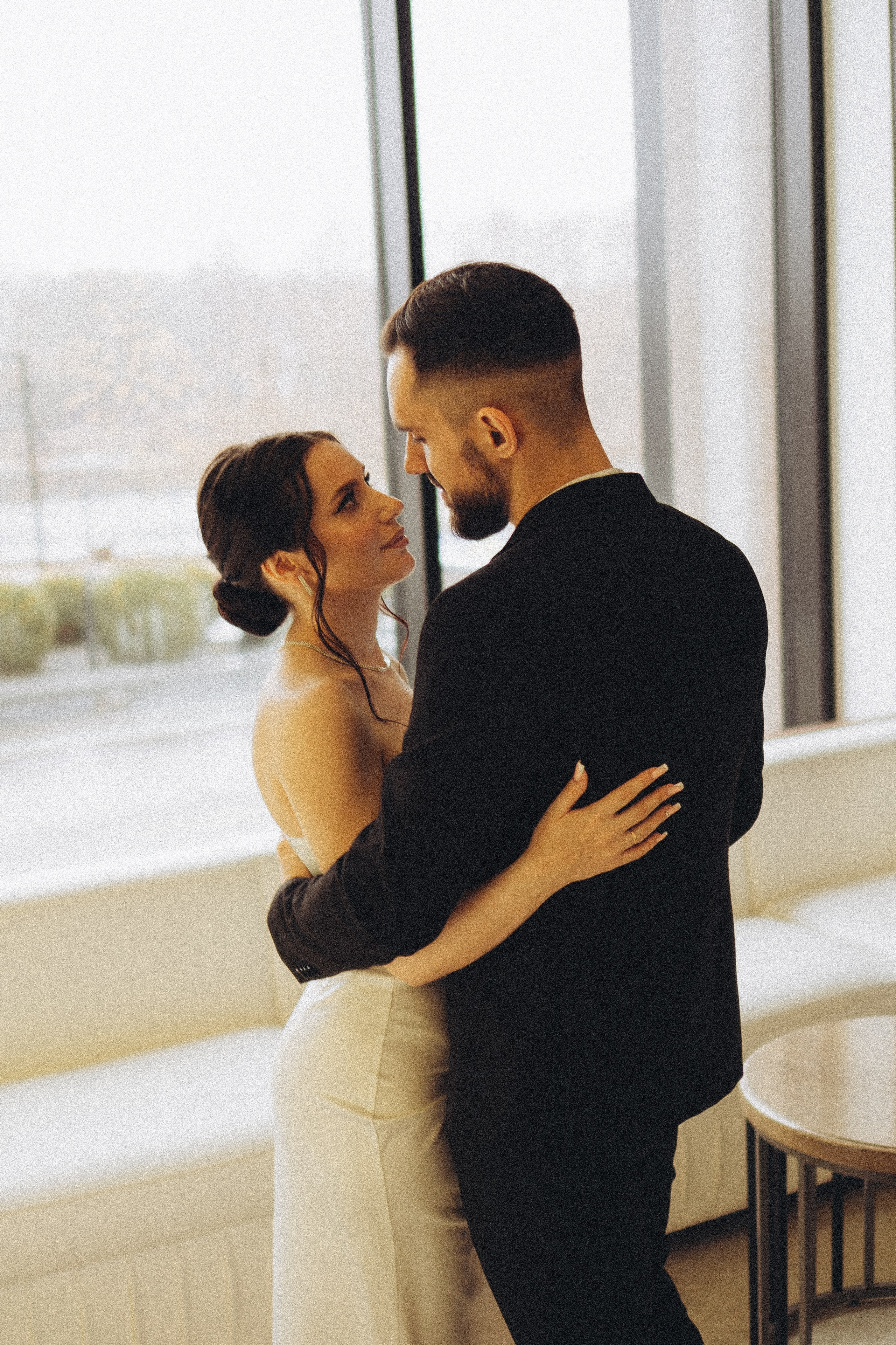 СВАДЕБНАЯ СЬЕМКА СБОРОВ ЖЕНИХА И НЕВЕСТЫ В ОТЕЛЕ И ТАКЖЕ ФОТОСЕССИИЯ В ОТЕЛЕЕ МЕГАПОЛИС БРЯНСК. Профессиональный фотограф, Санкт-Петербург — Виктория Богомолова