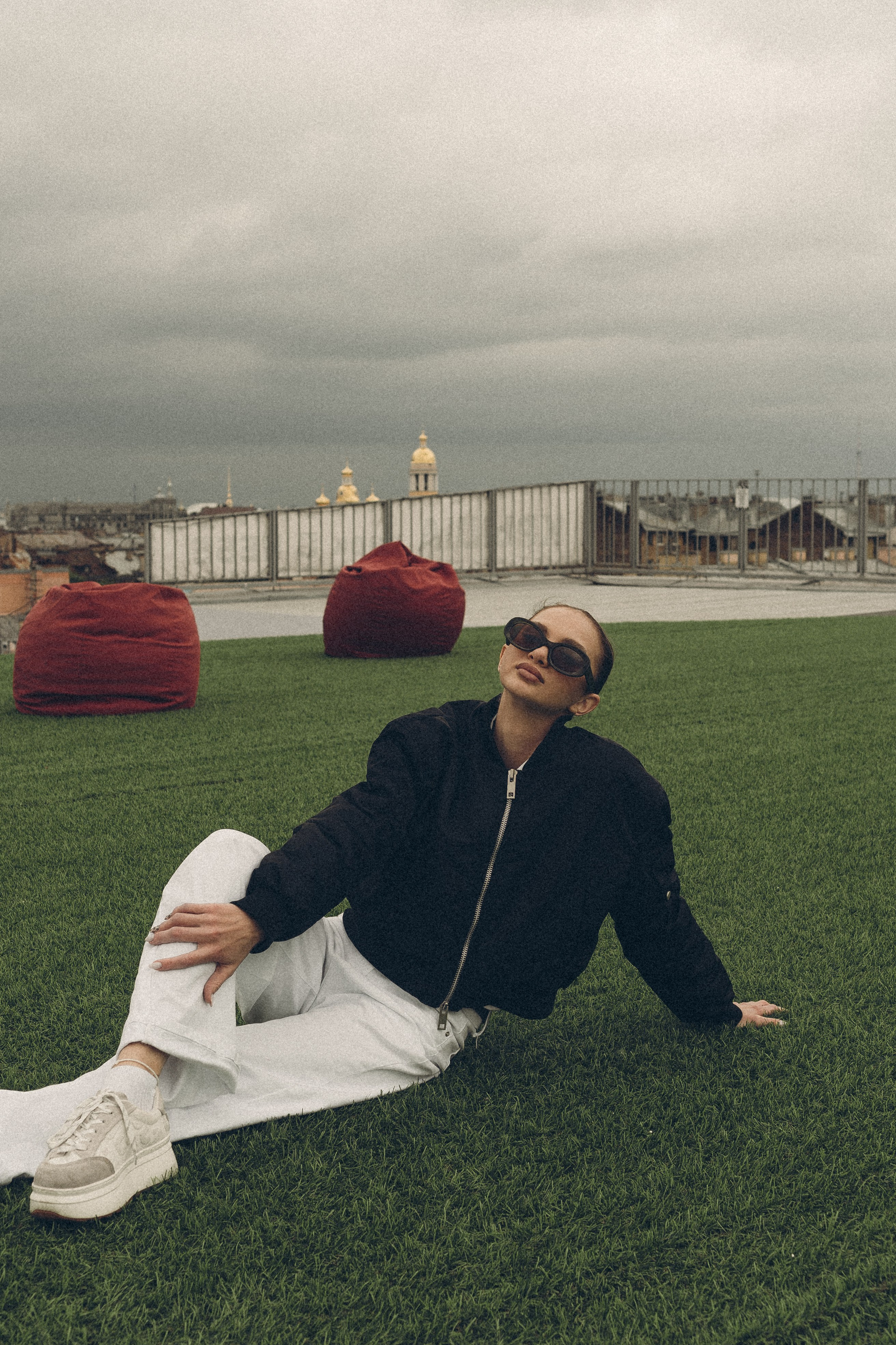 МЫ ГУЛЯЛИ ПРО КРЫШАМ ПИТЕРА. Профессиональный фотограф, Санкт-Петербург — Виктория Богомолова