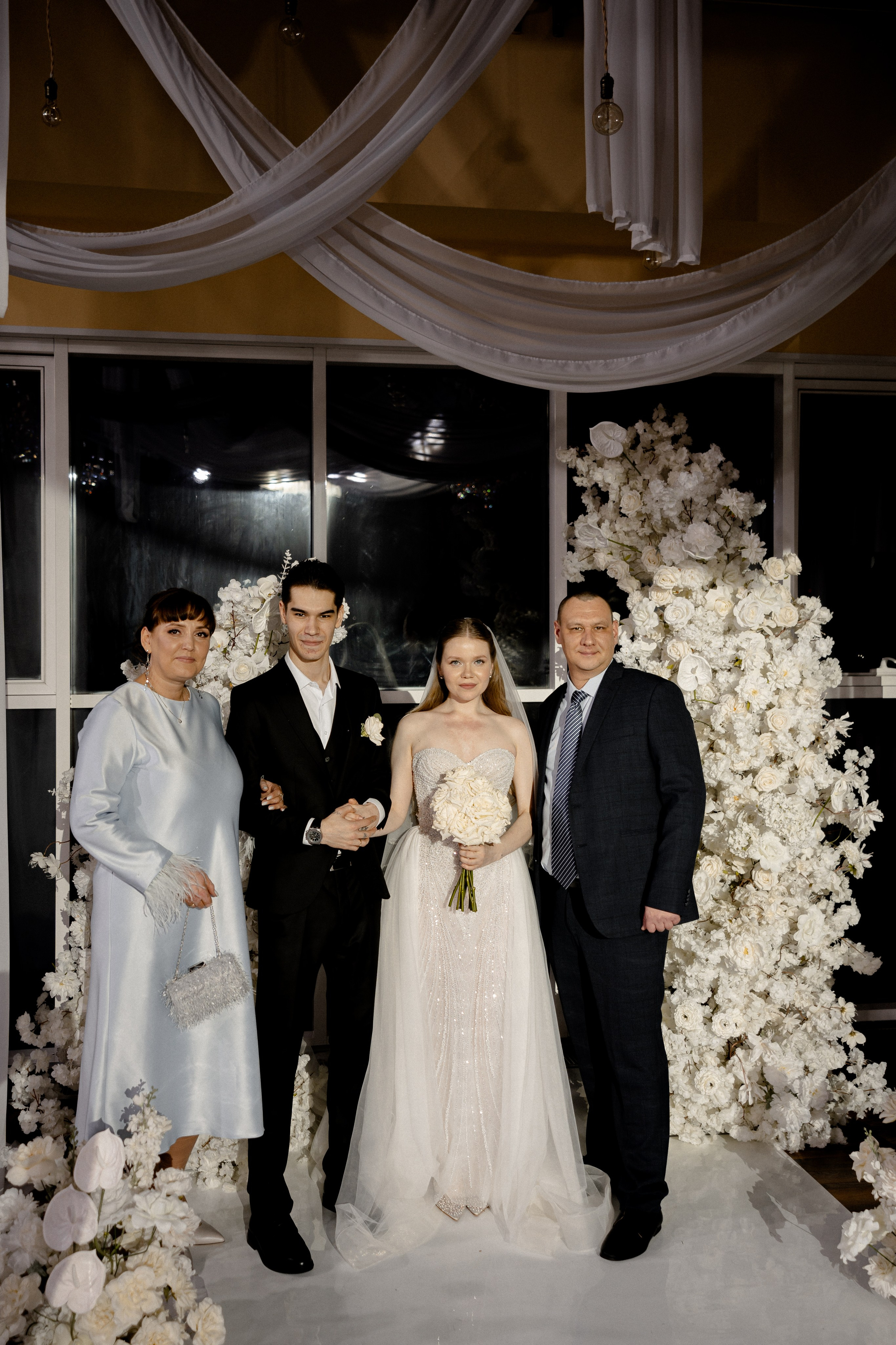 СВАДЕБНАЯ СЬЕМКА СБОРОВ В ОТЕЛЕ И ВЫЕЗД НА ЦЕРЕМОНИЮ (СНЯТО В СИБИРЕ В НИЖНЕВАРТОВСКЕ). Профессиональный фотограф, Санкт-Петербург — Виктория Богомолова