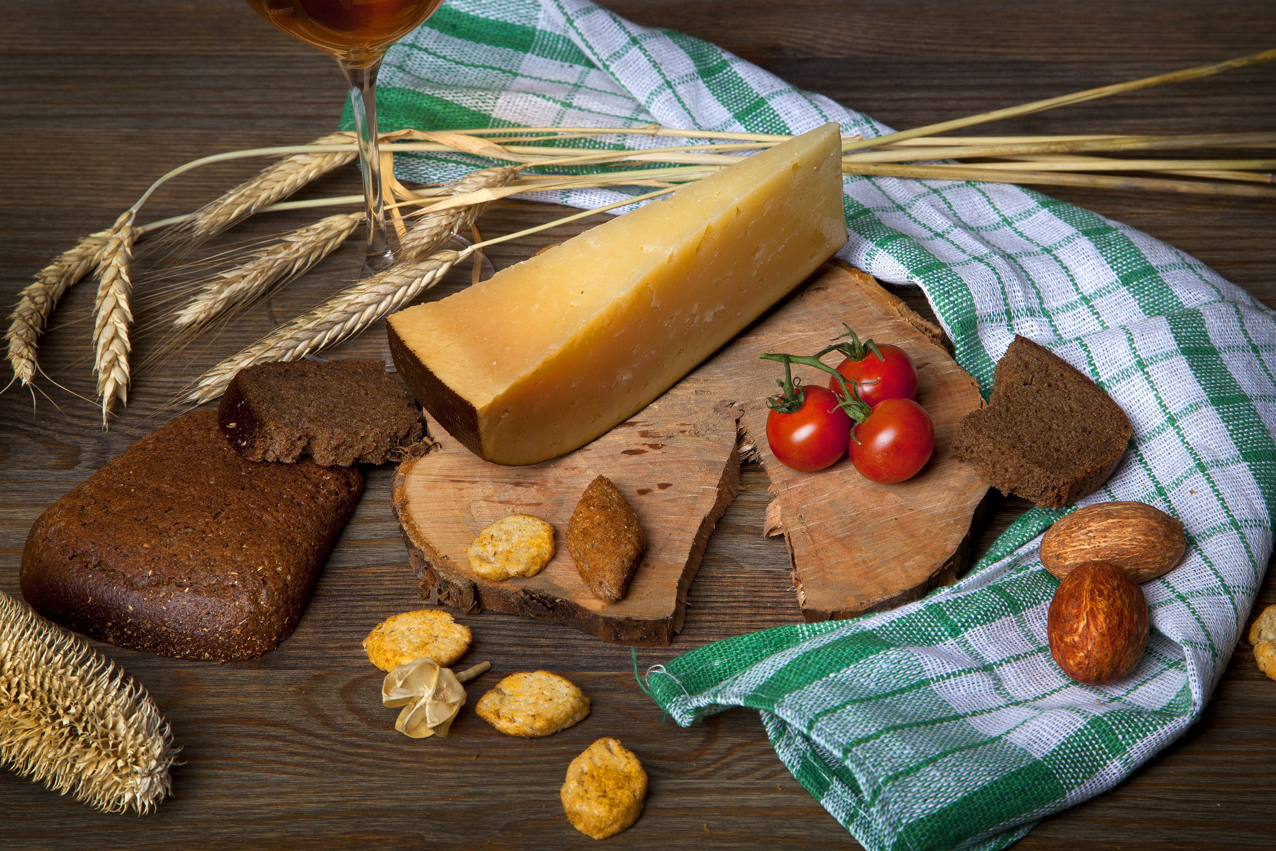 Рекламные фото. Сыры. Фотограф Мария Кольцова