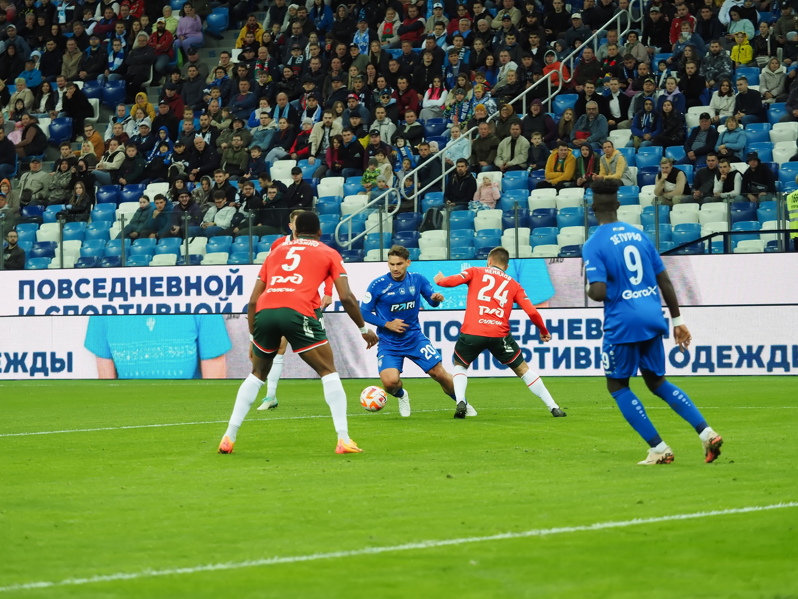 Футбол (РПЛ). Репортажный фотограф Алексей Козьмин