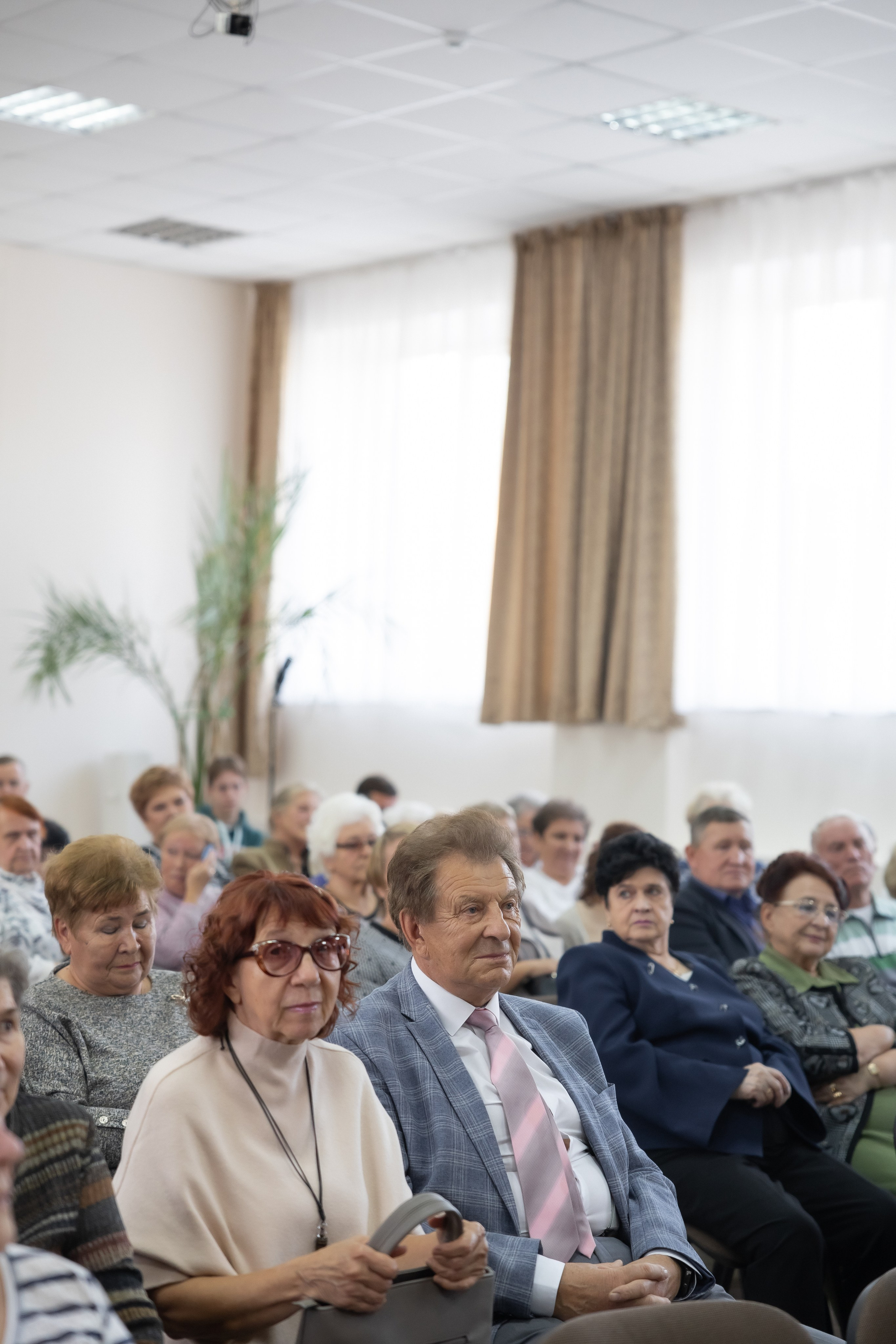 День учителя. Школа 31. Октябрь 2024. Свадебный и Семейный фотограф г. Ижевск Гульназ Солдатова. Гульназ фото