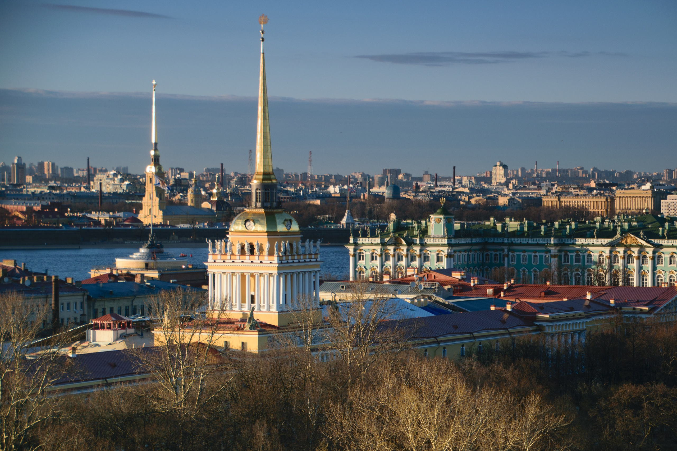 Адмиралтейство со смотровой Исаакиевского собора