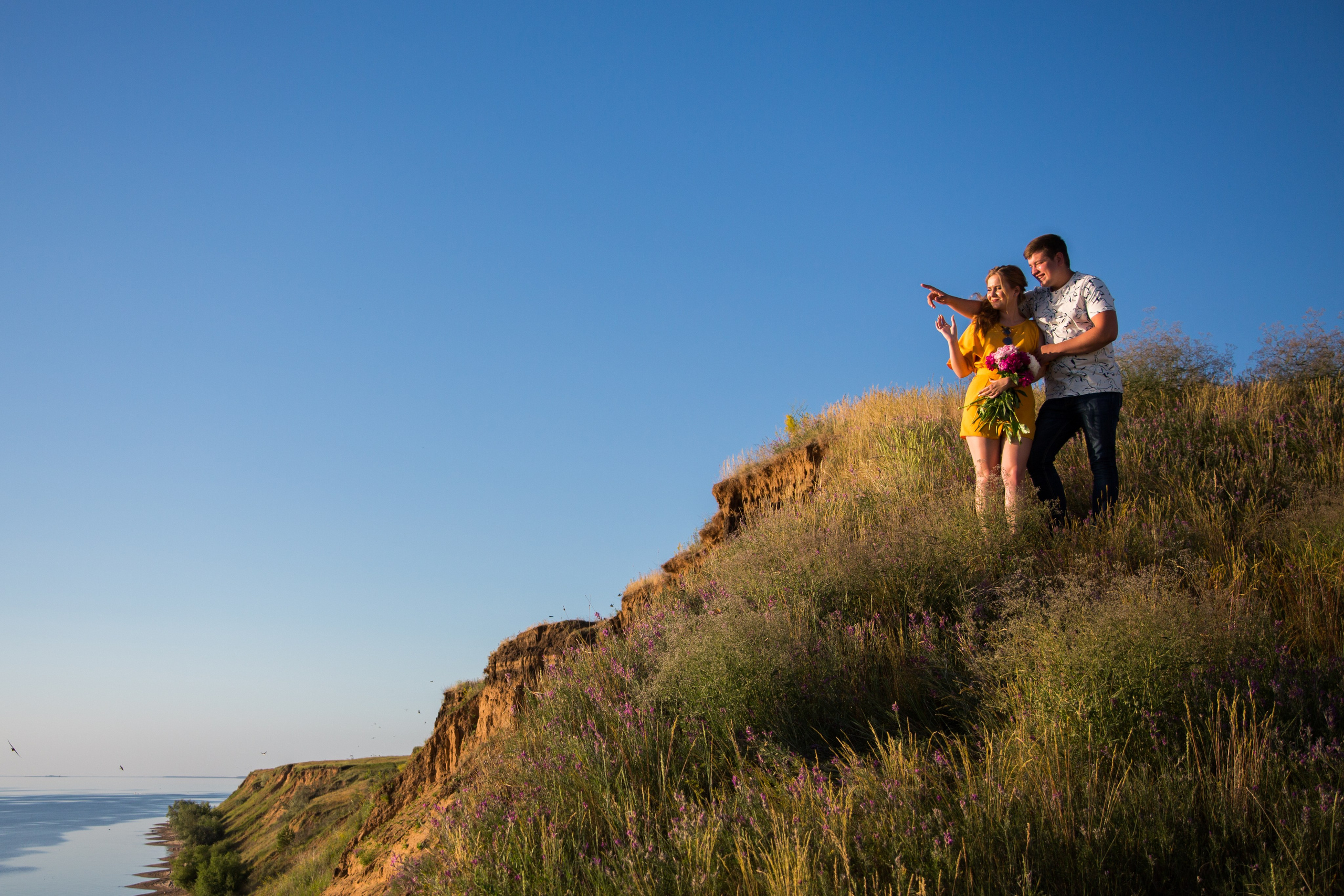 Фотосъемка лав стори в Тольятти (Ягодное). Свадебный фотограф, видеограф в Самаре, Самарской области. Видеосъемка