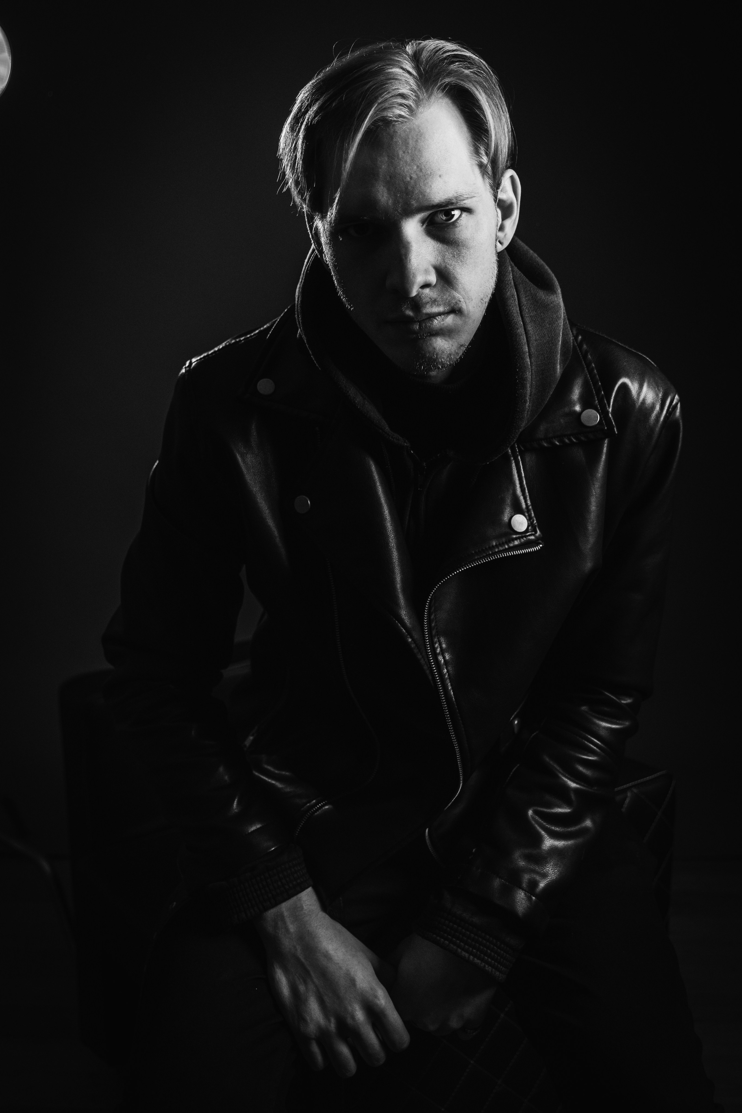 Портретные съёмки. Фотограф Екатеринбург, Арамиль Антон Чупин