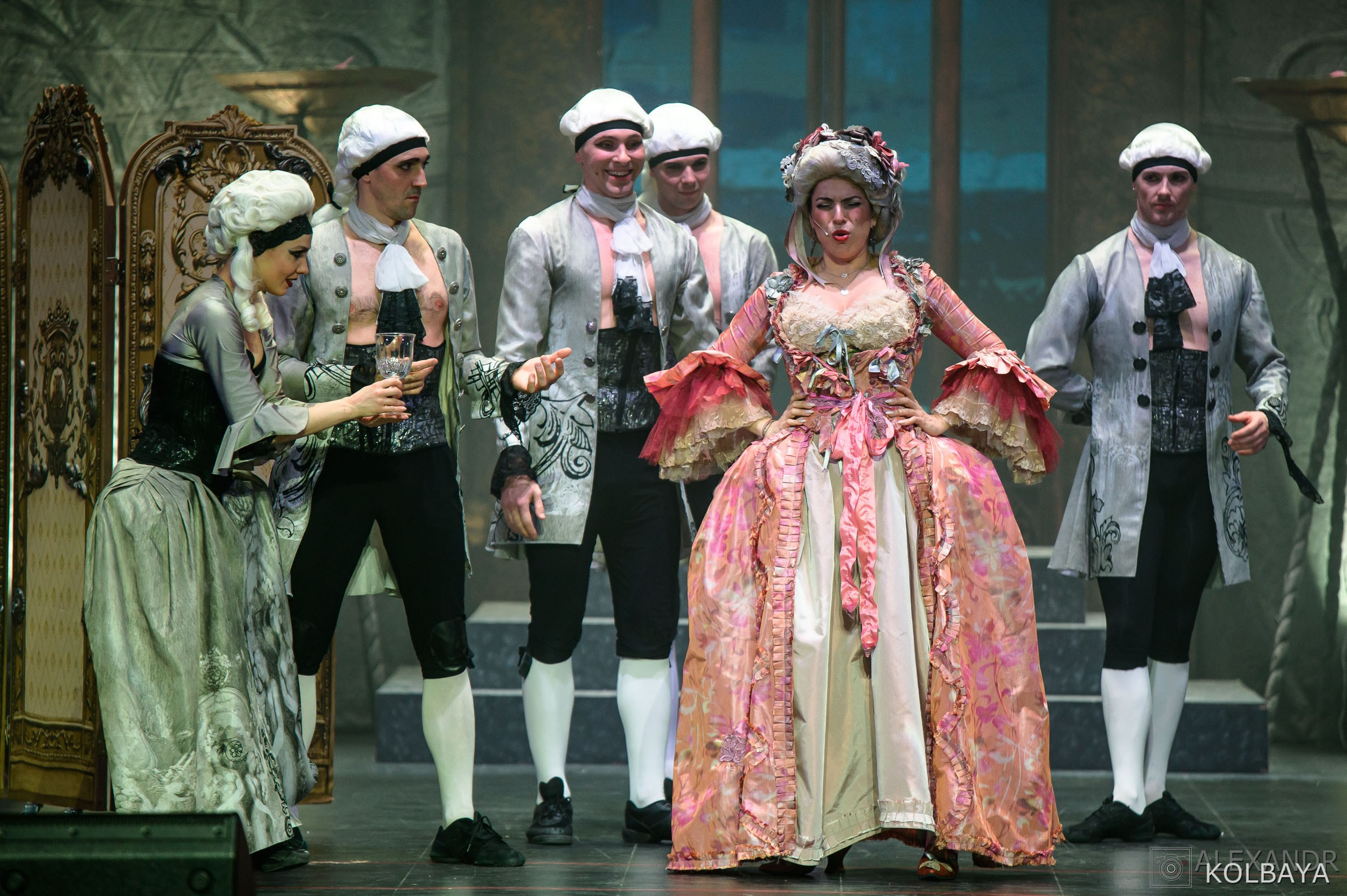 Опасные связи. Концертный и театральный репортажный фотограф в Москве Александр Колбая