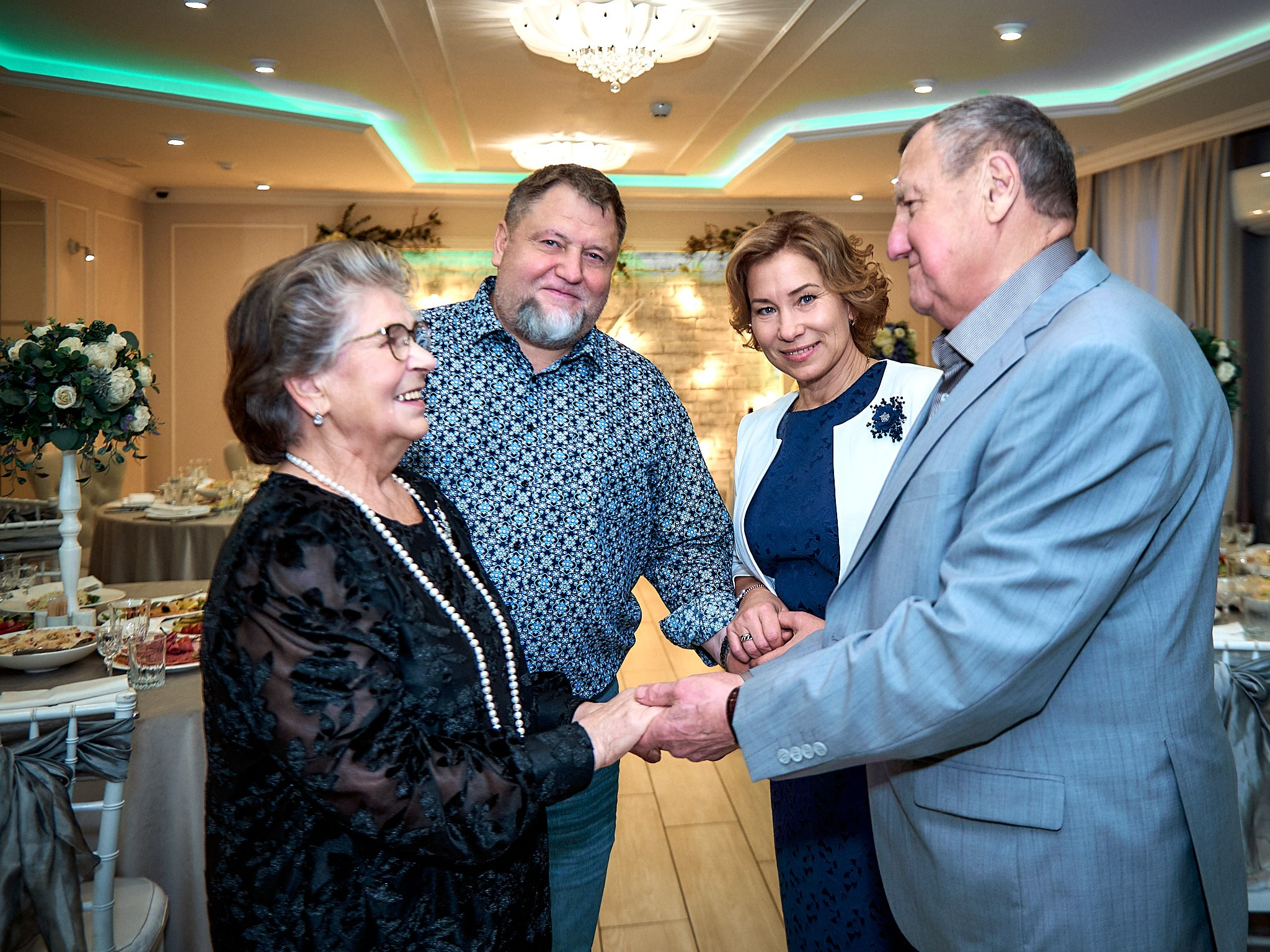 55 лет 💕. Свадебный фотограф, видеограф, рилсмейкер в Санкт-Петербурге и Москве