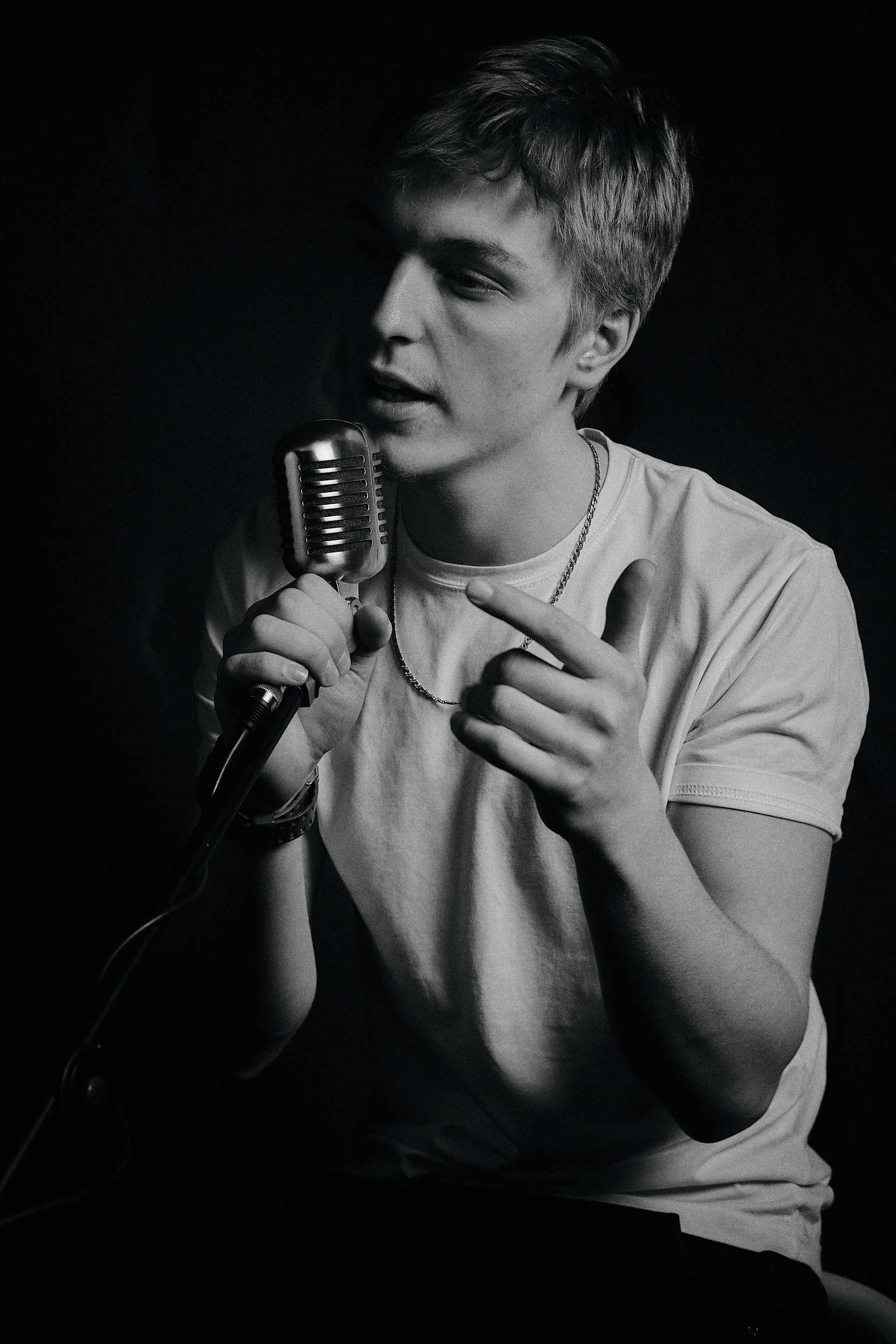 Илья. Главная