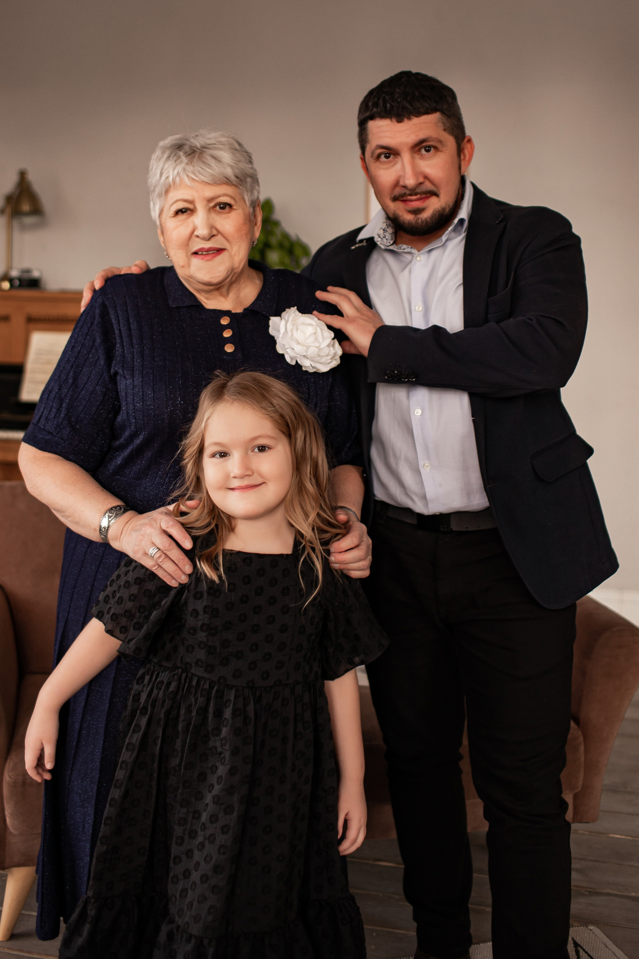 Серго и его семья. Семейная съемка — это красивый способ признаться своей семье в любви