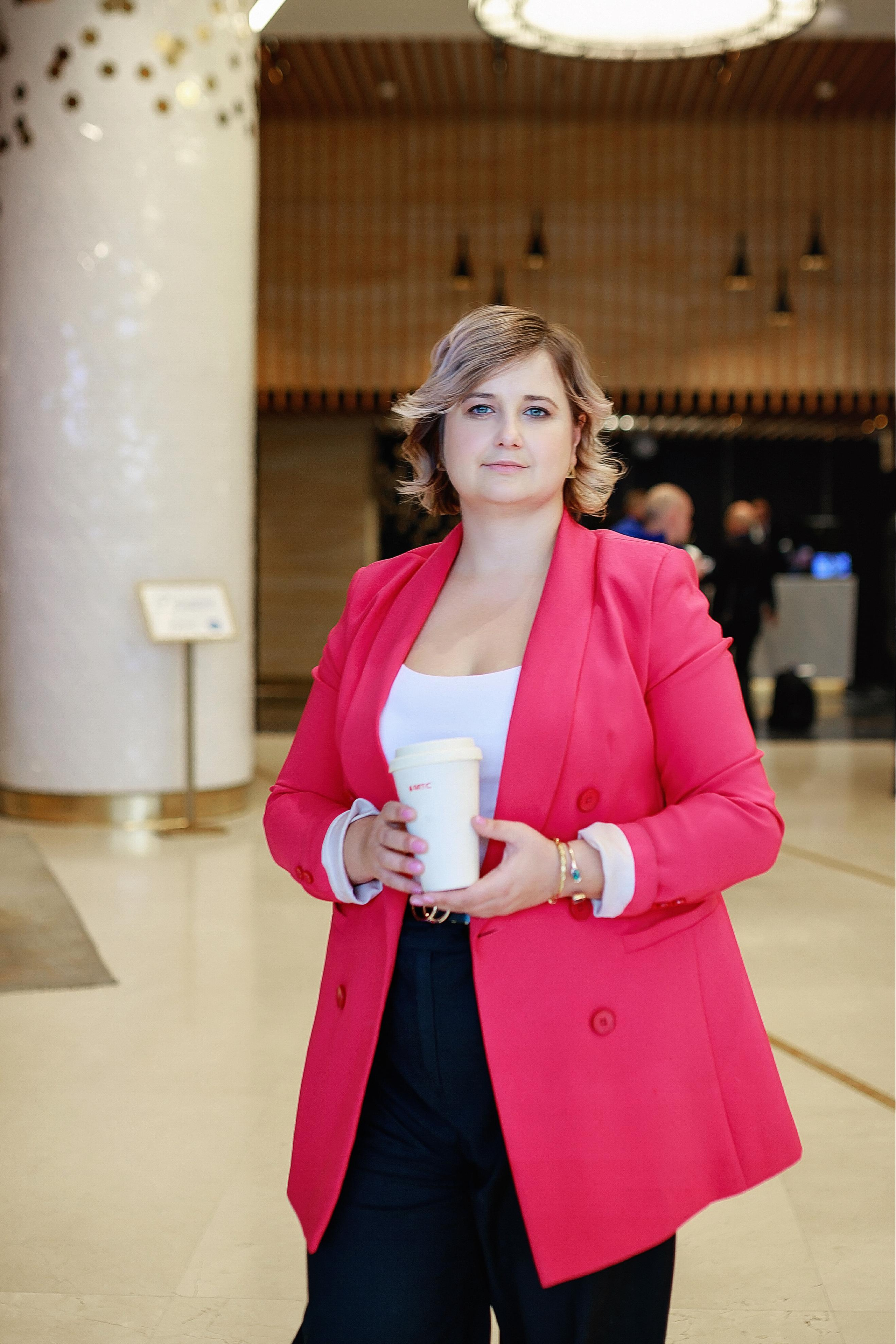 Александра, HR-D в сфере IT. Фотограф в Москве Ксения Мокрушина | Brand & Women photographer