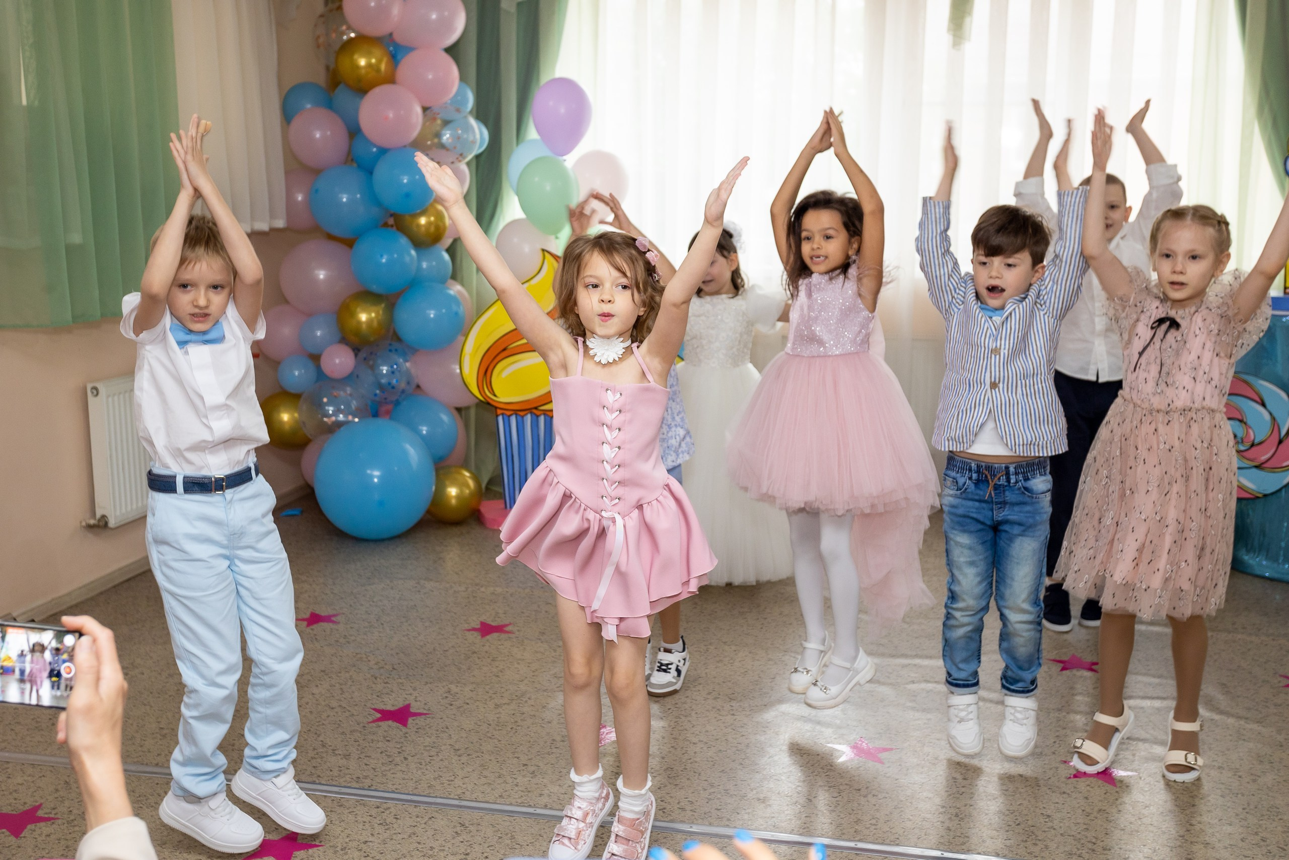 Выпускной Детский сад, 2 часа, 8000. Выпускные альбомы Майкоп, Краснодар Елена Золотарева