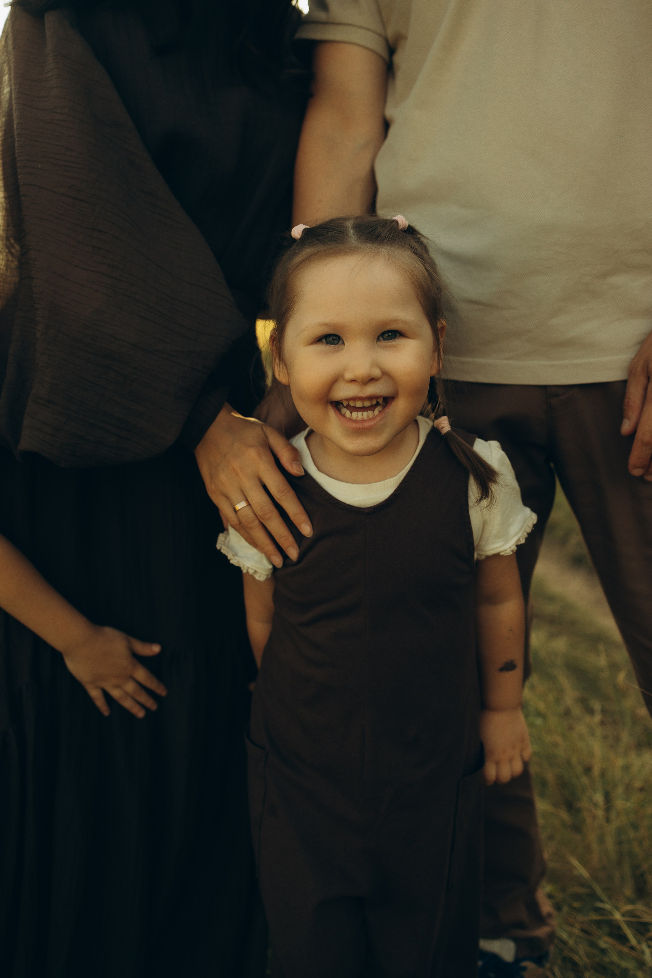 На природе. Семейный фотограф Новосибирск Фотограф на выписку Новосибирск