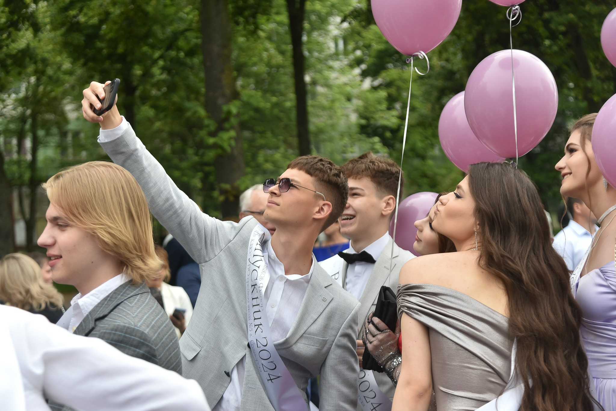 Выпускной 11 кл (до банкета). Фотограф Олег Юршевич Солигорск Минск