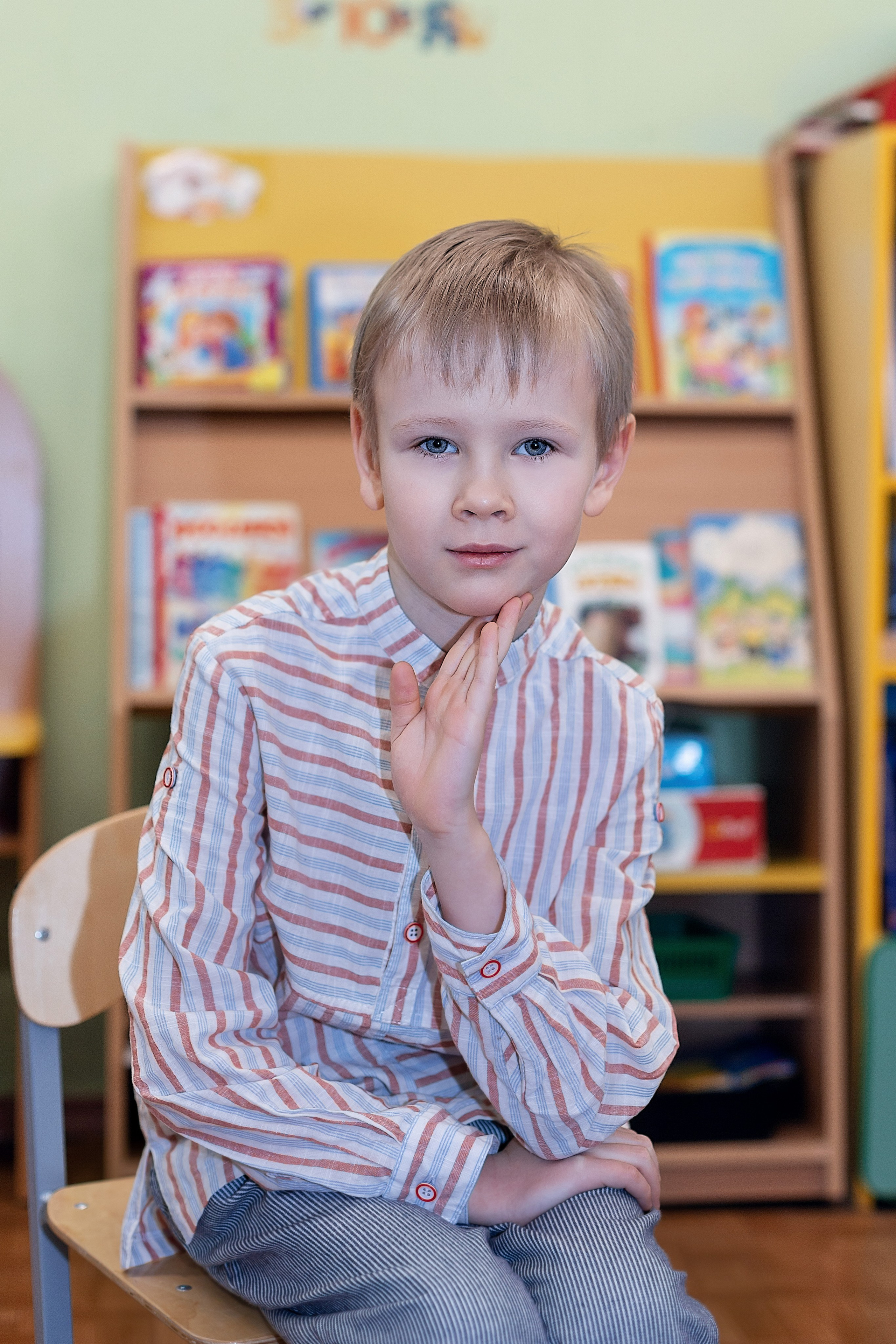 Выпускной фотоальбом 2025. Семейный фотограф в Санкт-Петербурге