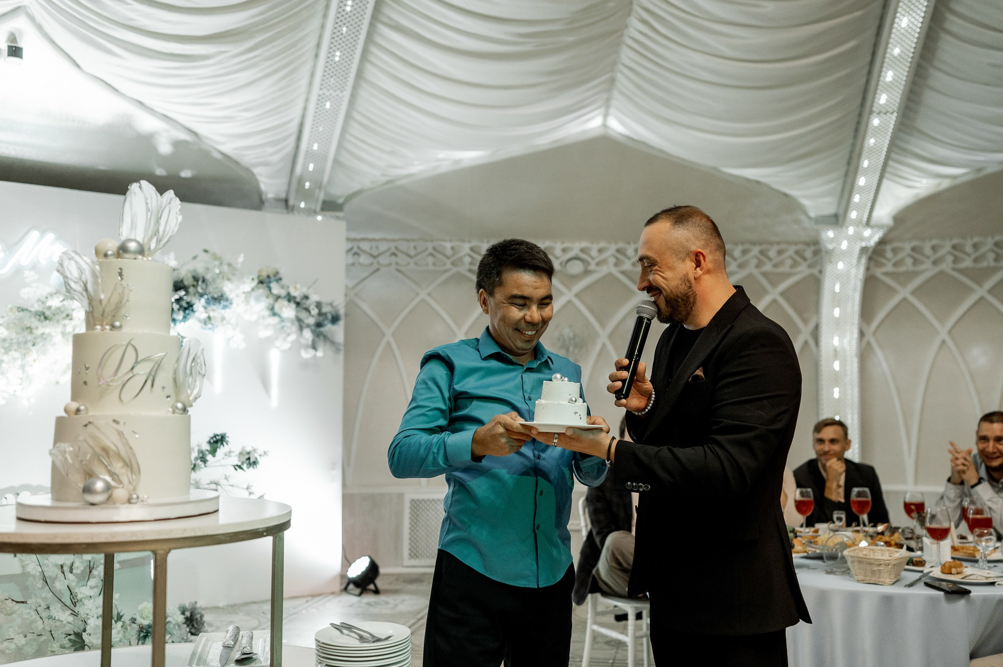 Денис и Алсу. Свадебный фотограф в Тюмени Анастасия Конева